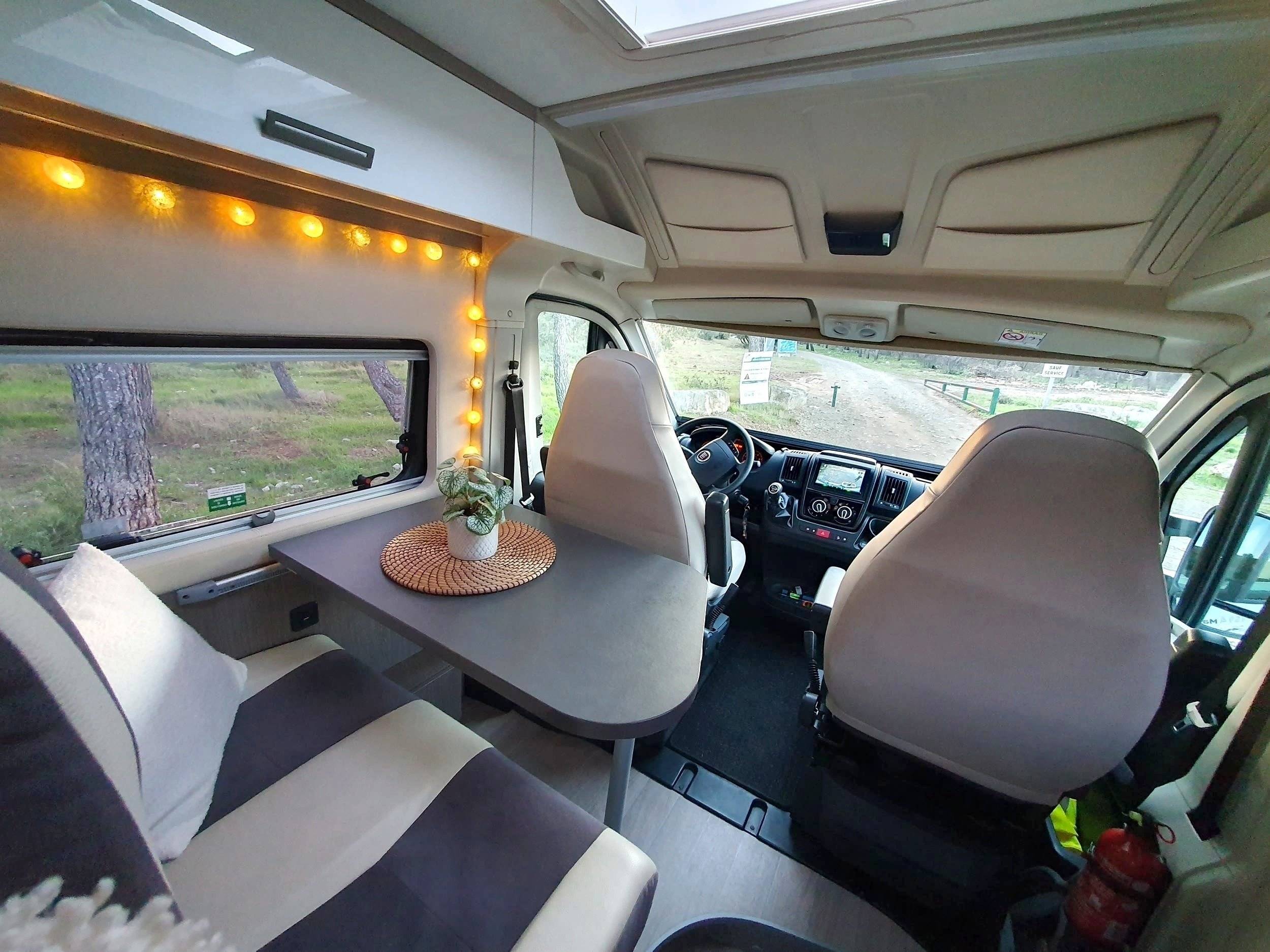 Chausson V594 max VIP RoadLine