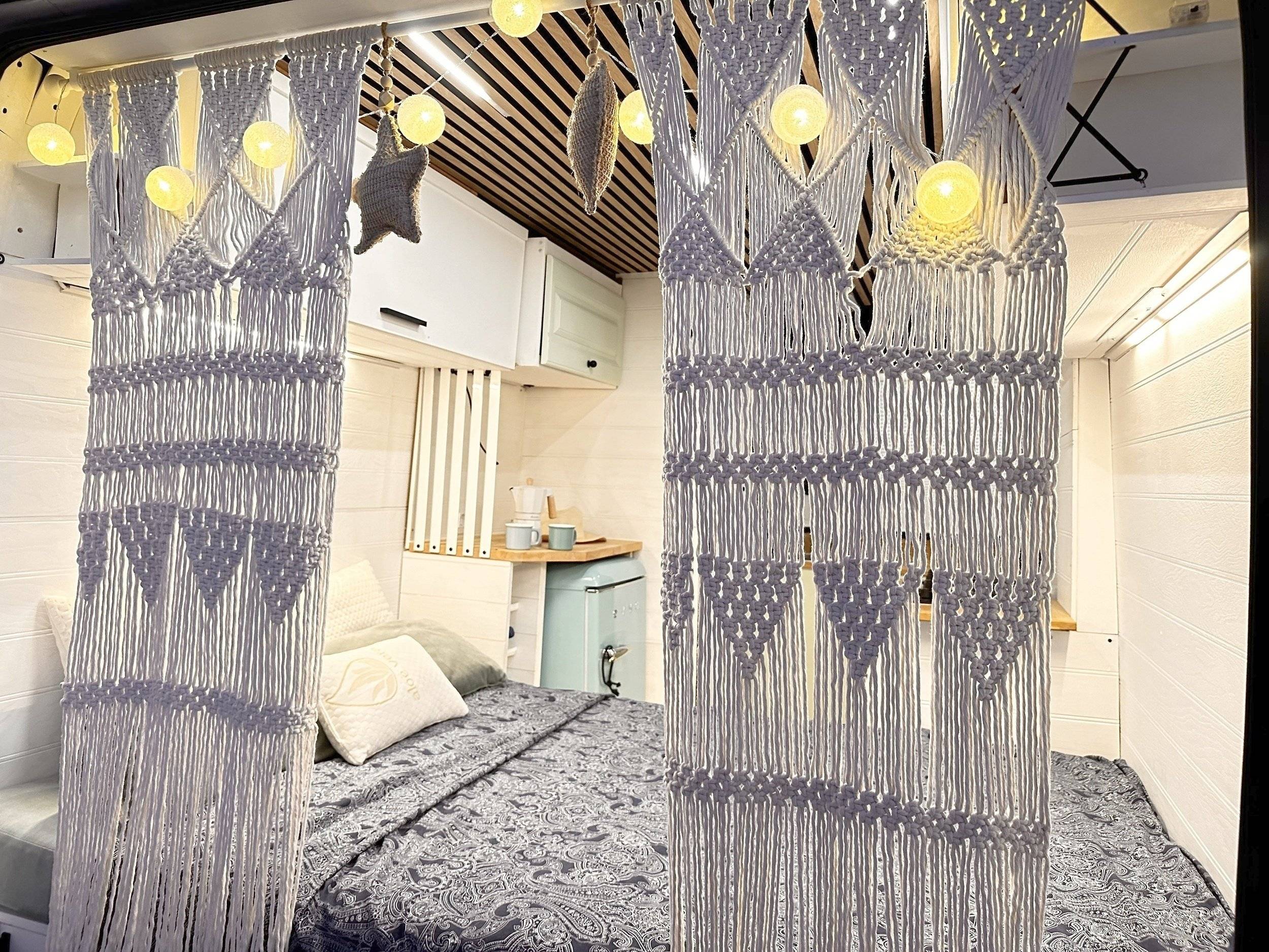 3 C Cartier/Brisebras 250