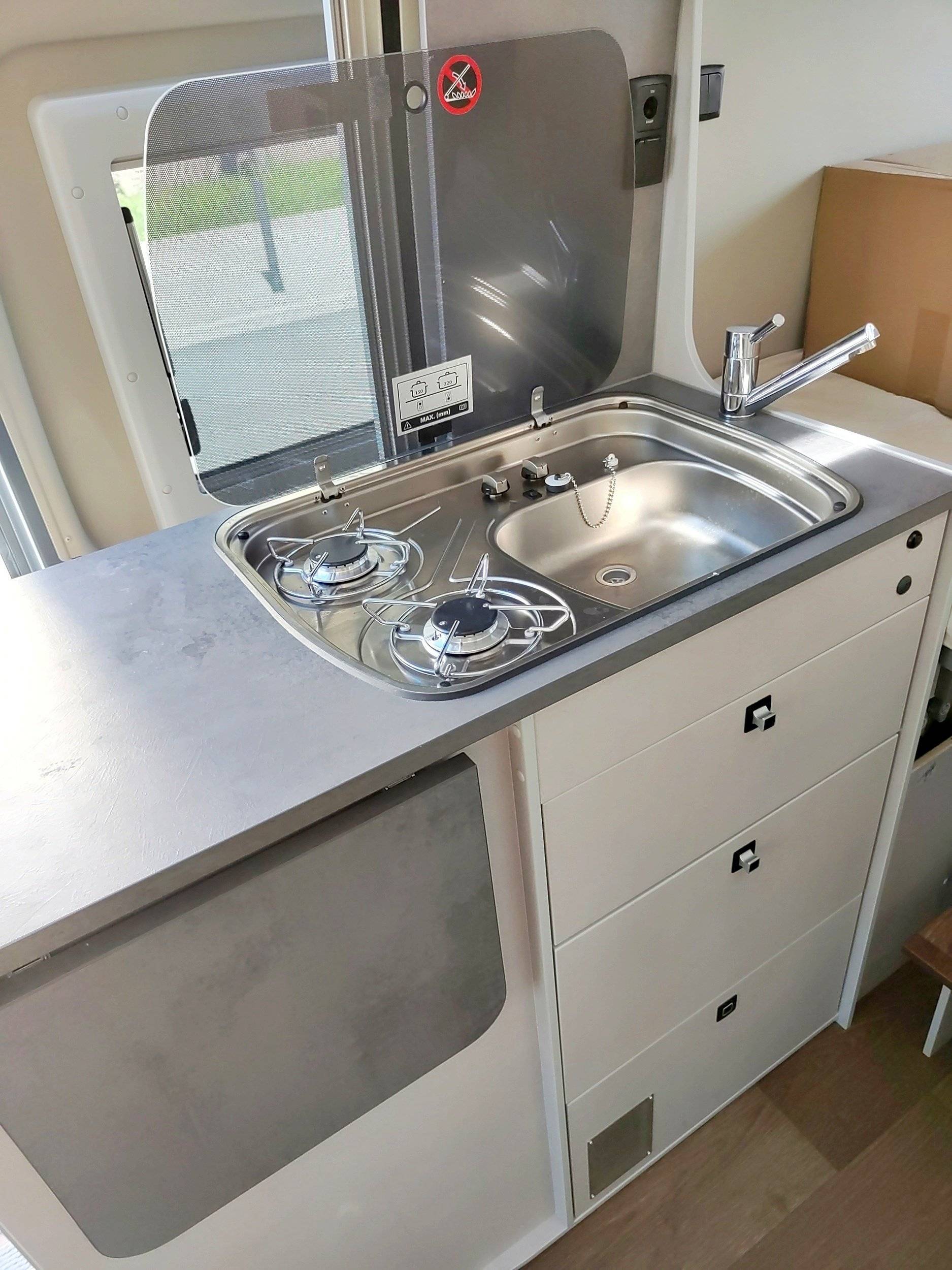 Angolo cucina Citroën Jumper - Yescapa