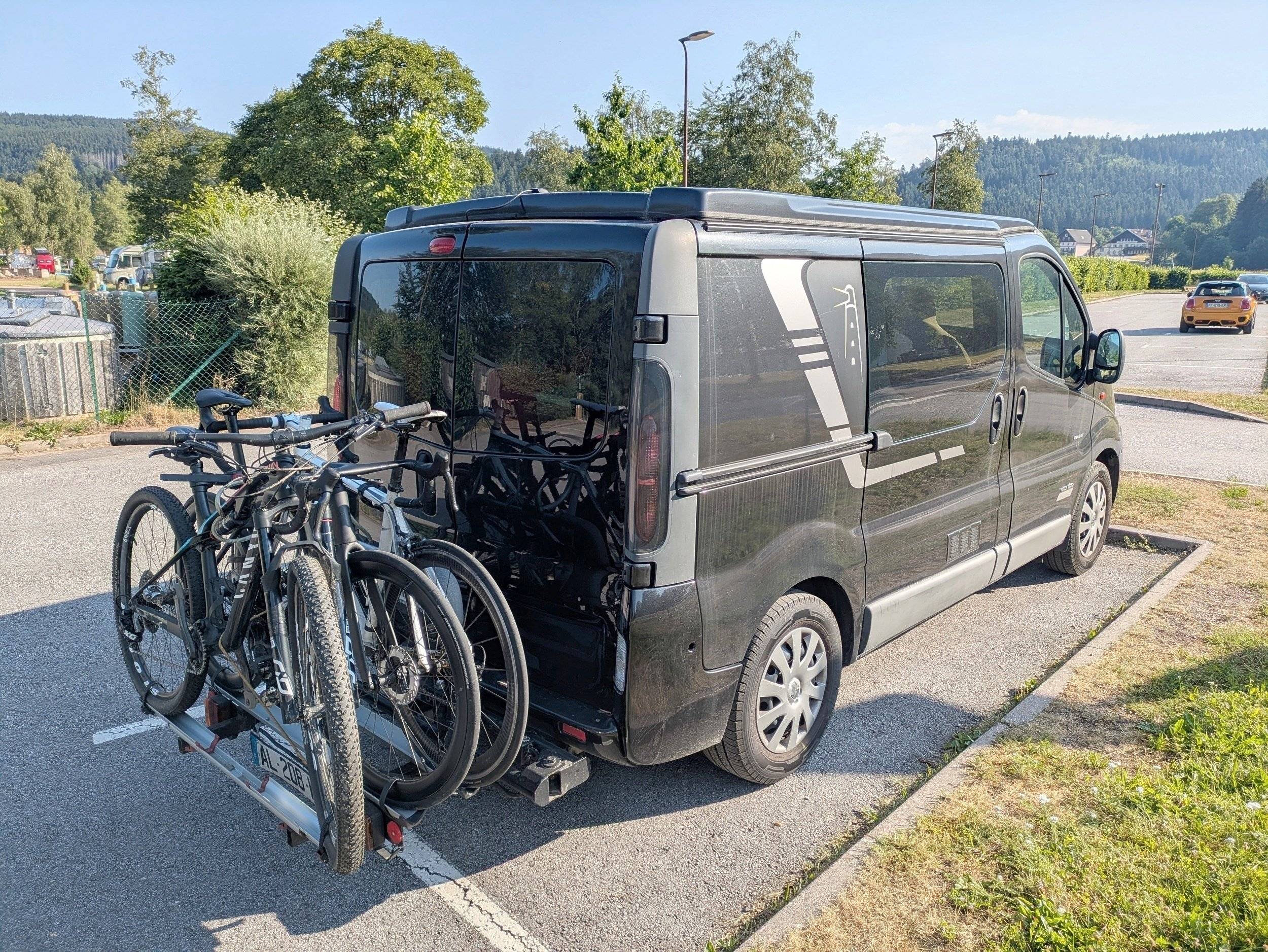 Flada6 Renault Trafic