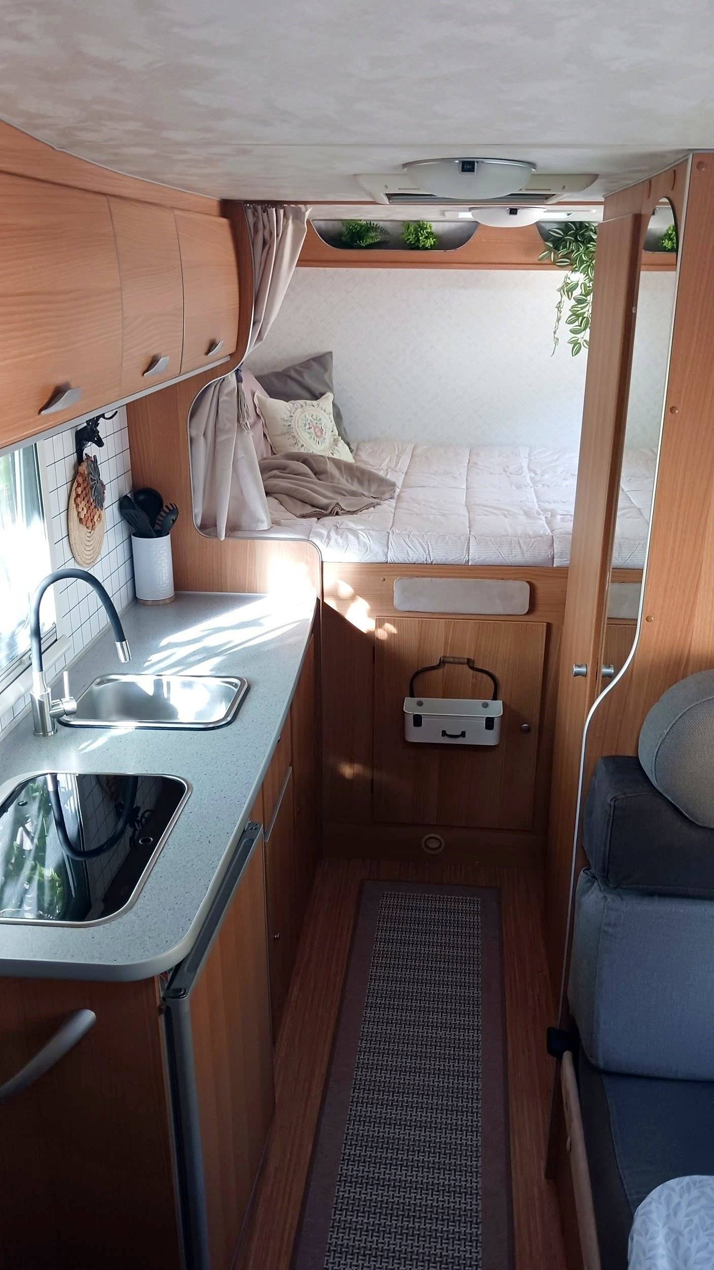 Plazas en cama Iveco iveco - Yescapa