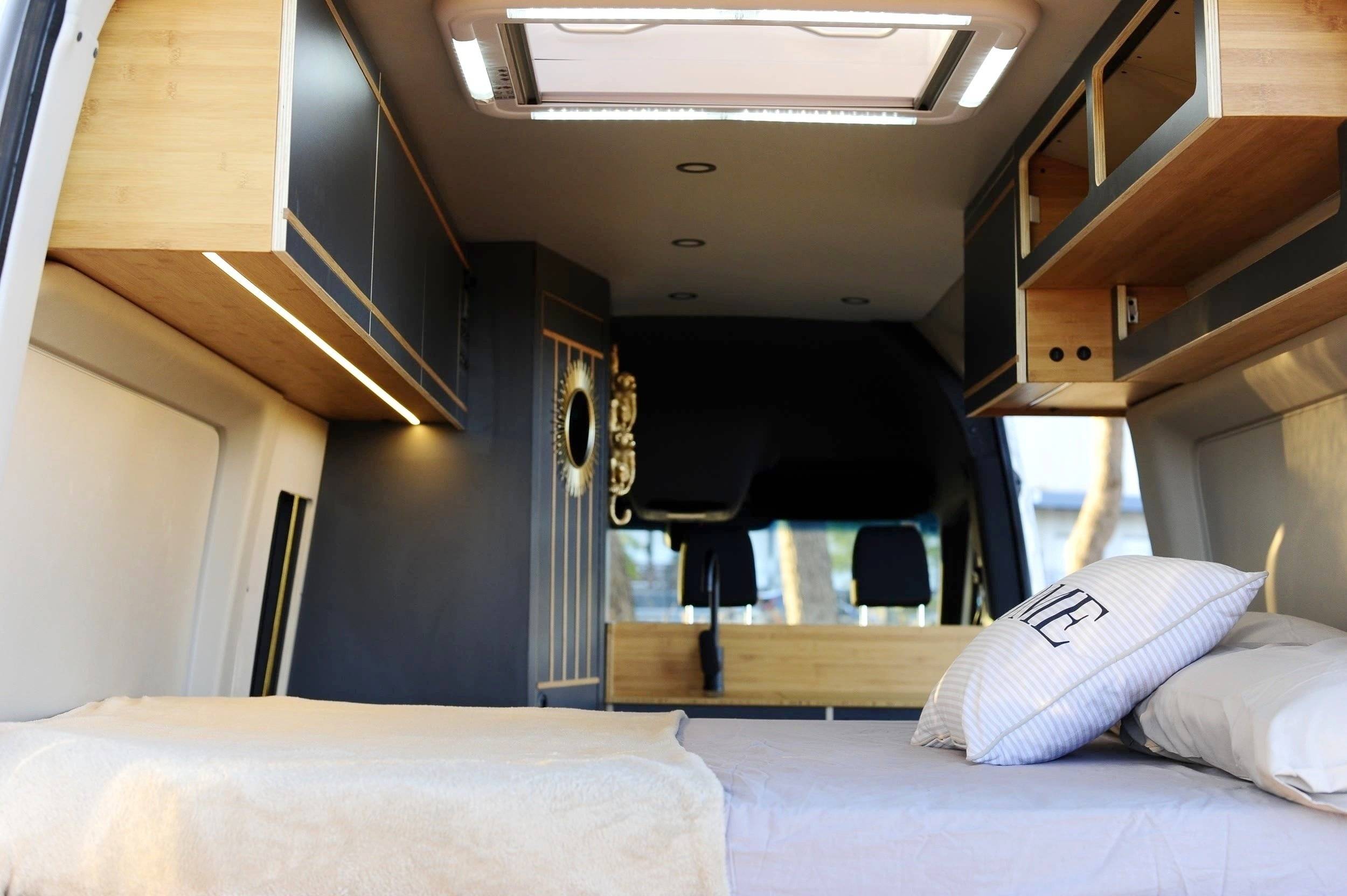 Berth Mercedes Sprinter 314 cdi - Yescapa