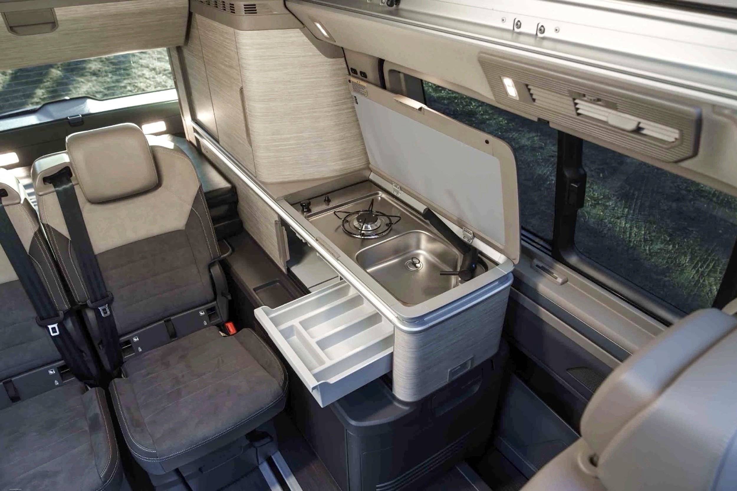 Volkswagen T7 California Ocean