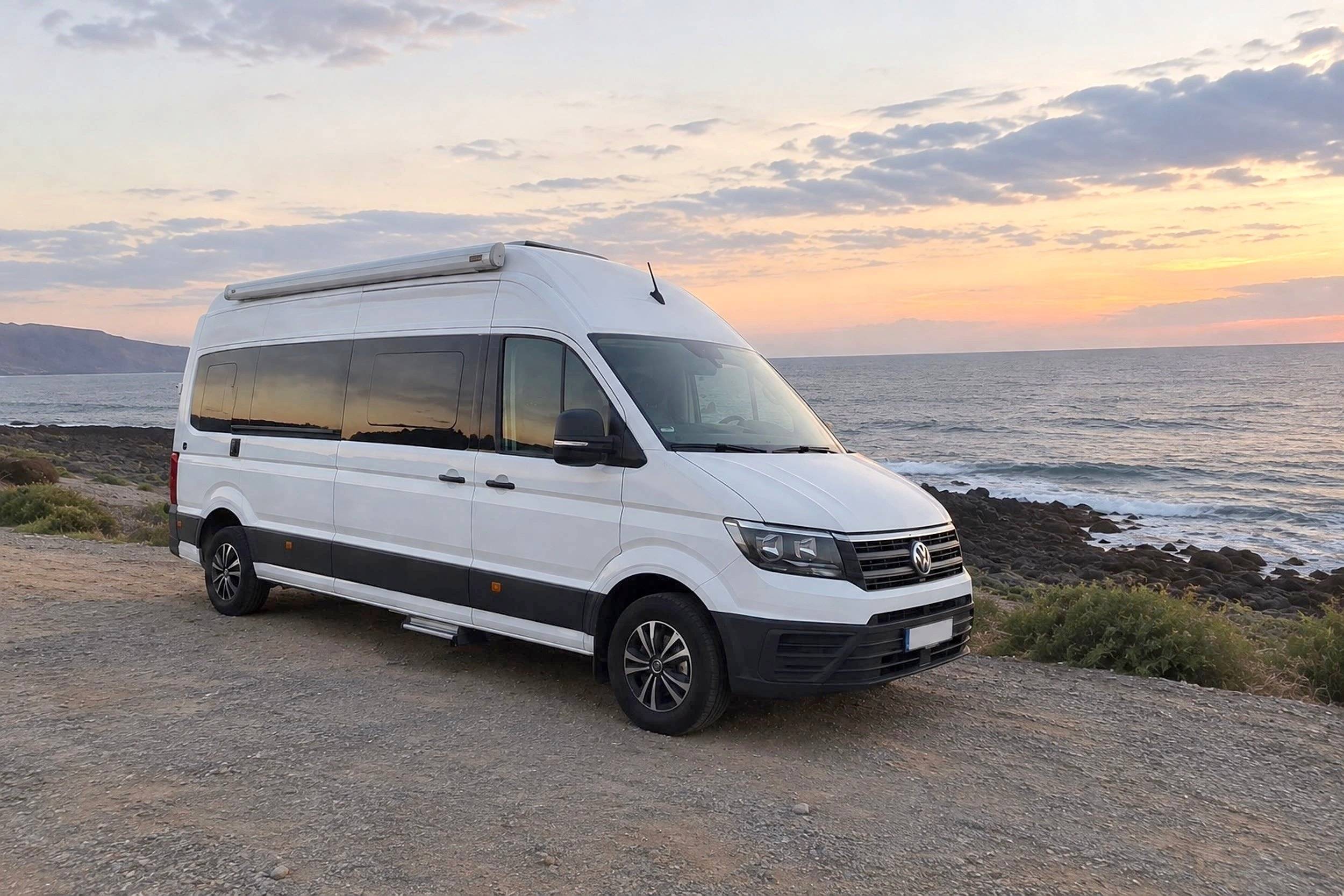 Vue avant de 3/4 Volkswagen Grand California 680 - Yescapa