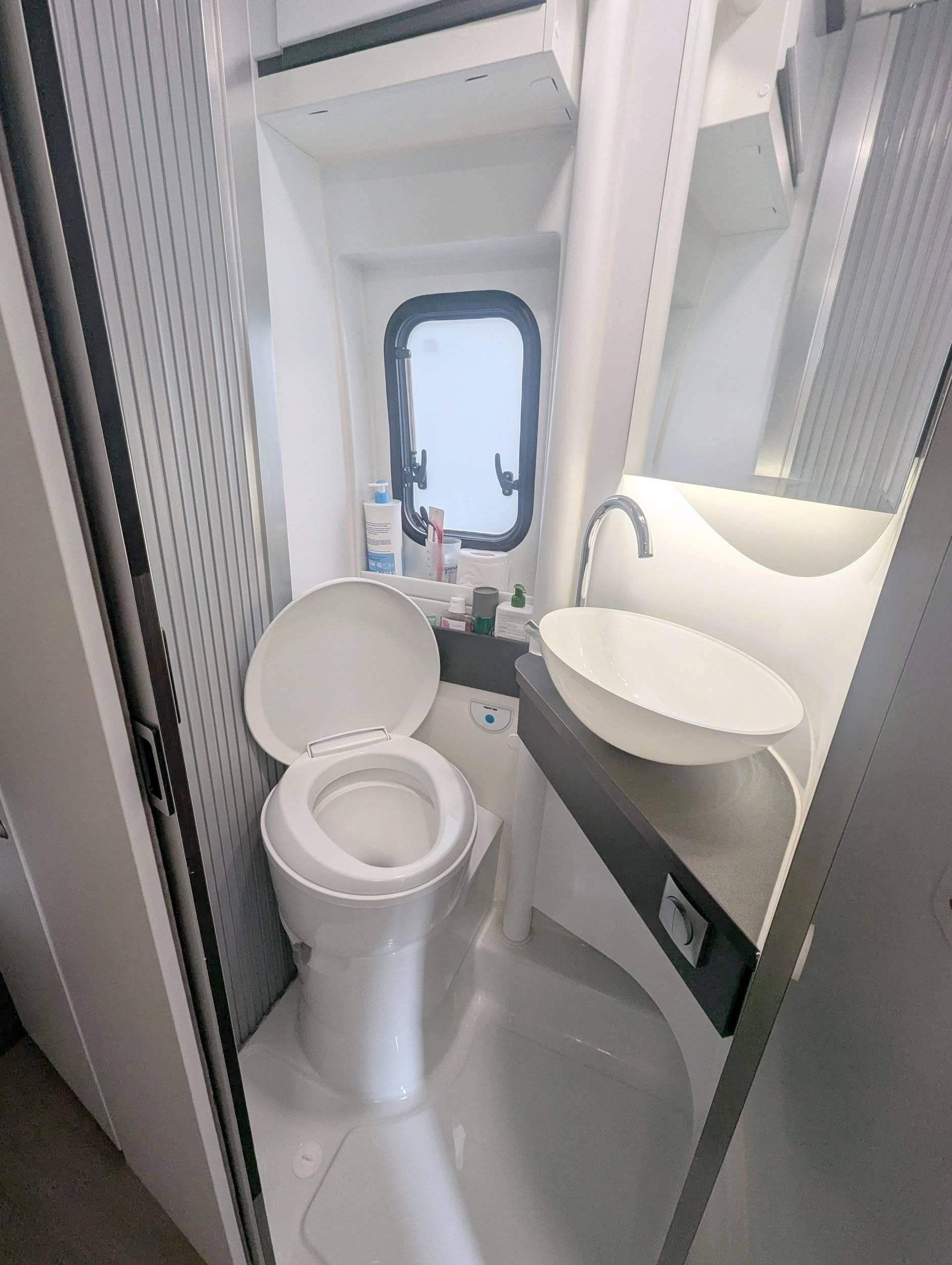 Adria Twin Supreme 640 SPB FAMILY