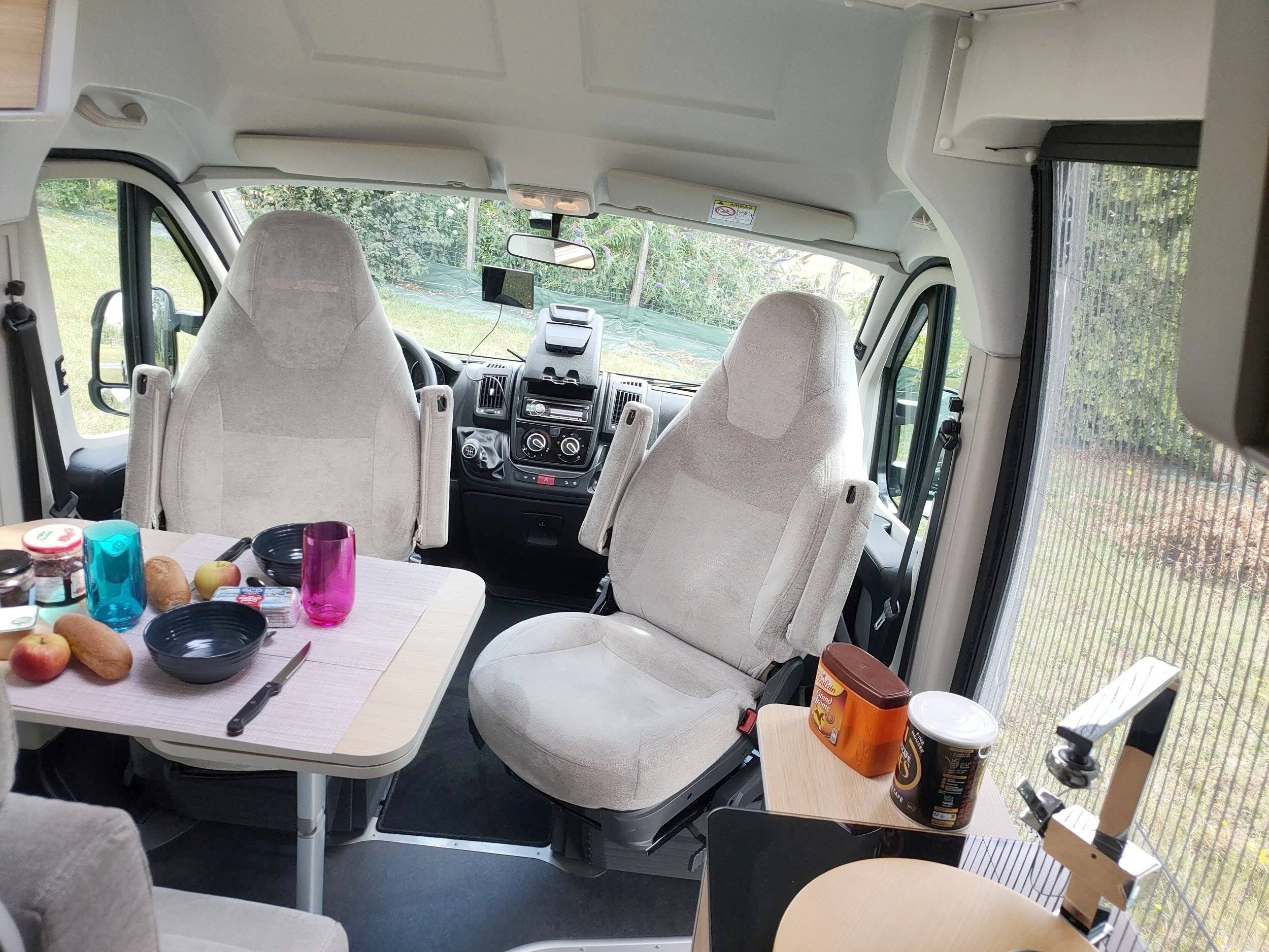 Font Vendôme Séjour Terra Van