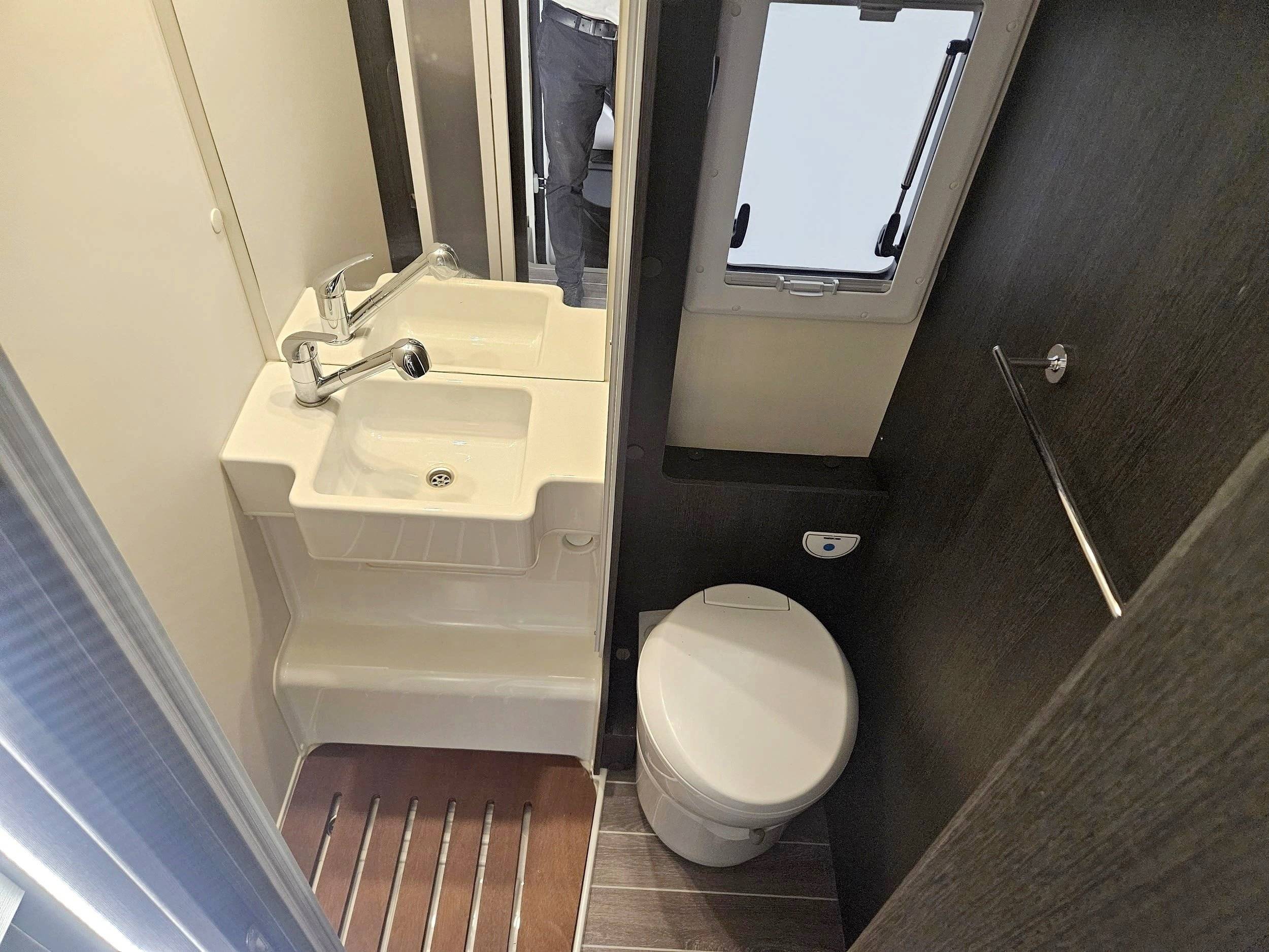 Roller Team transit TDCI 170CH