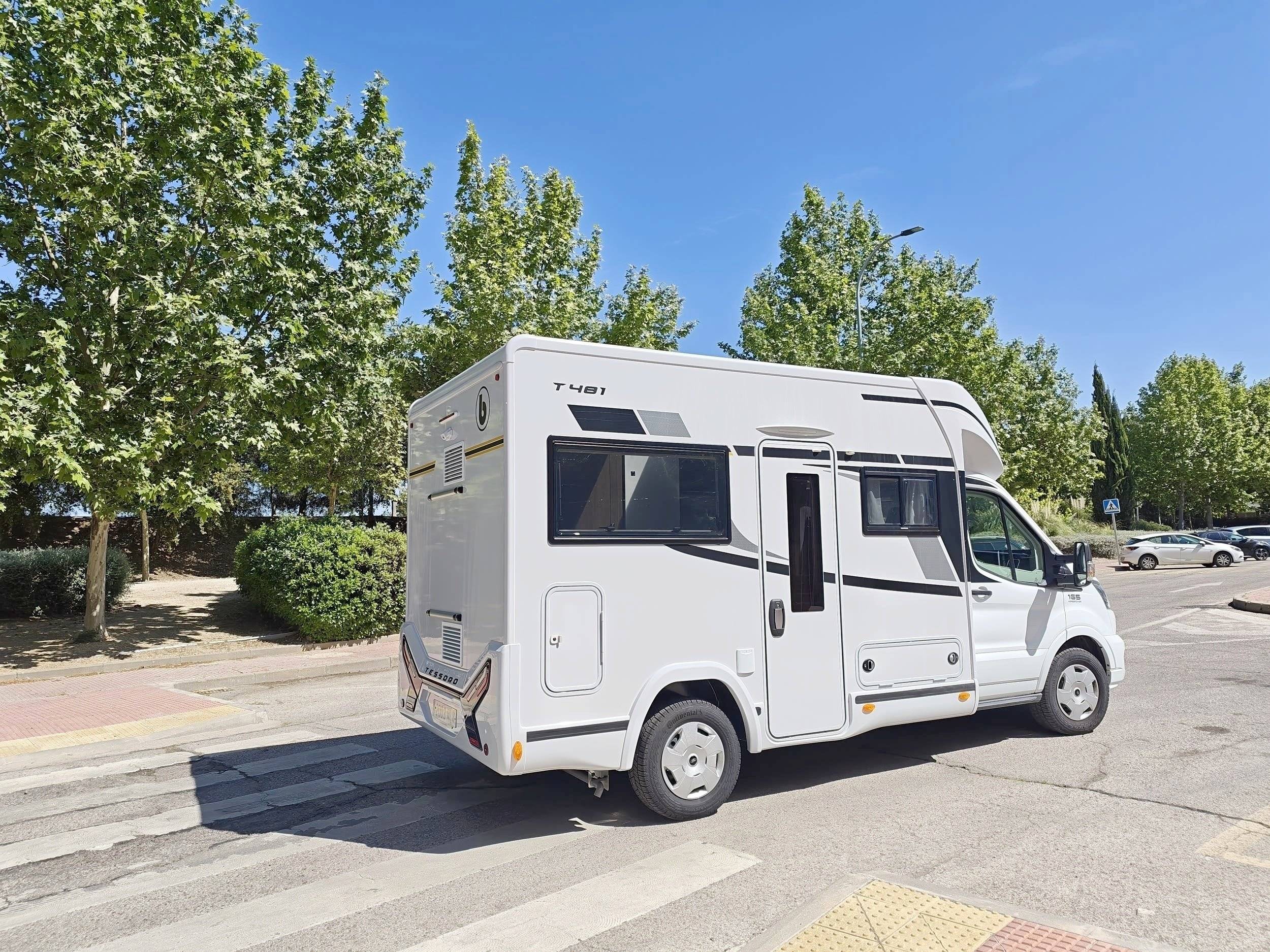 Benimar 481