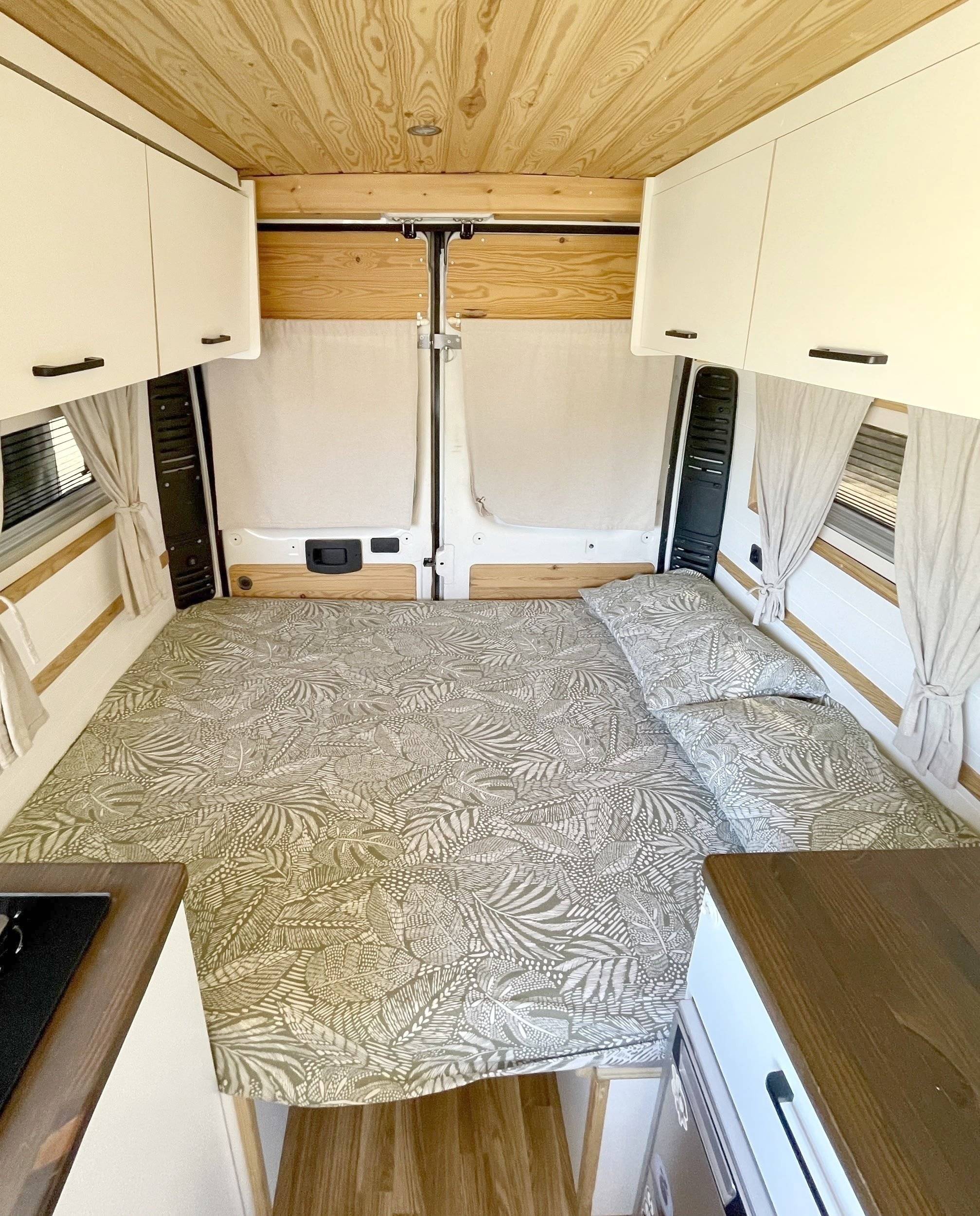 Berth Peugeot boxer 2,2l HDI 120 ch - Yescapa