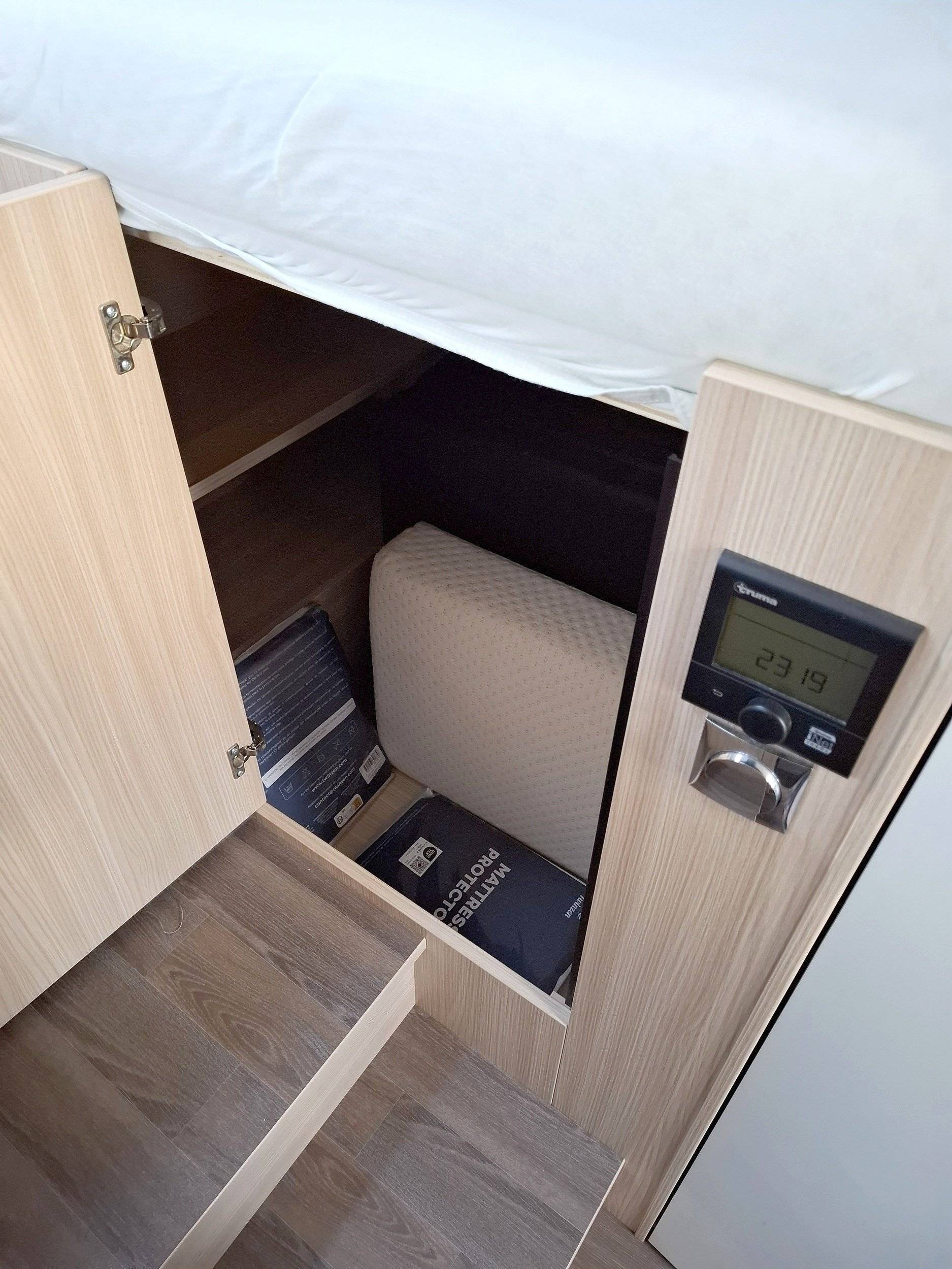 Bürstner Travel Van T690