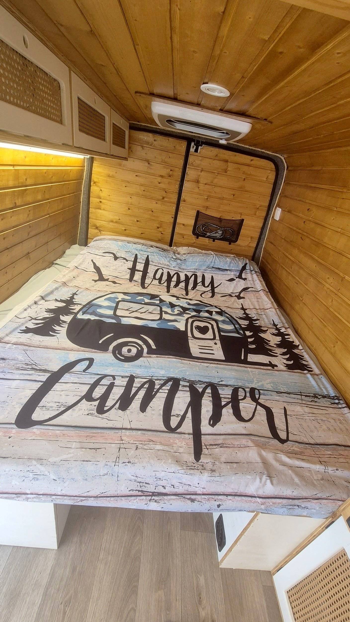 Berth Ford - Yescapa