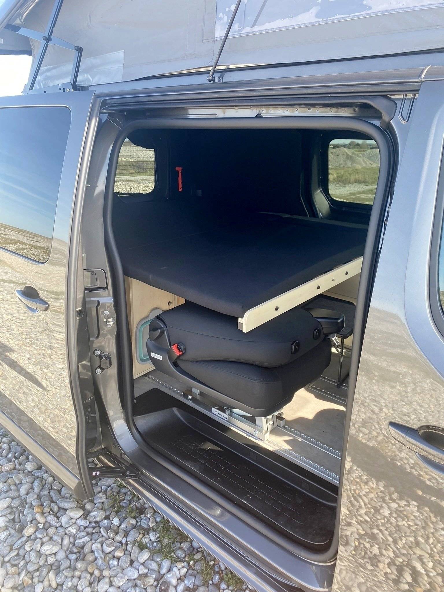 Peugeot Expert standrd 2,0 l 150 ch