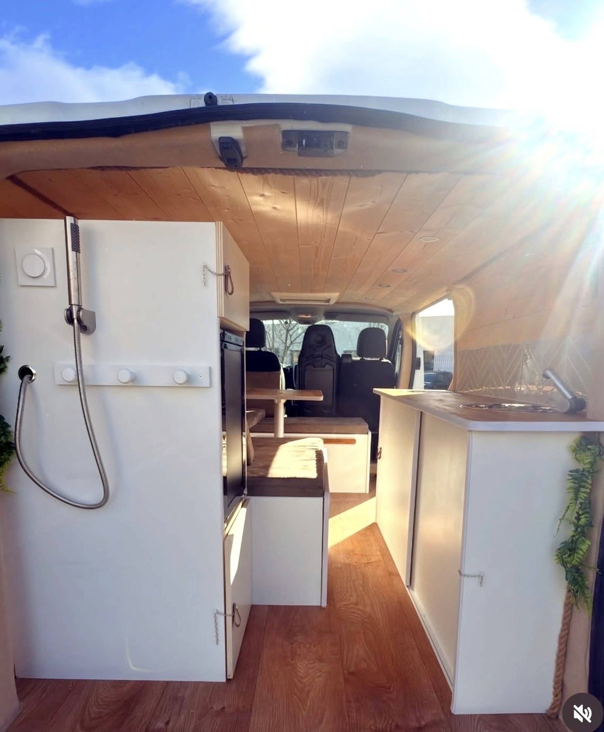 Renault Trafic L2H1 2 l 120 ch