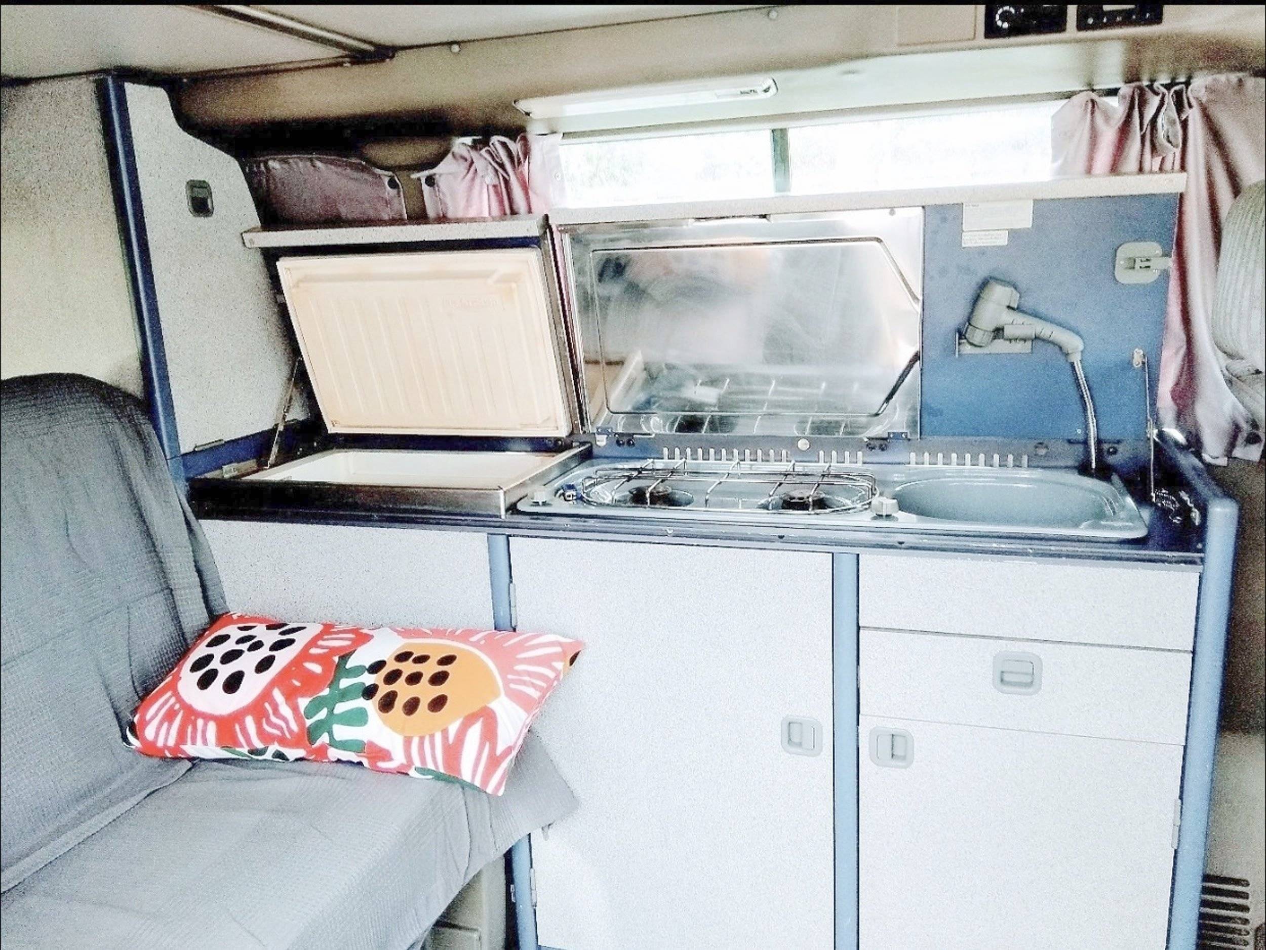 Coin cuisine Volkswagen California - Yescapa