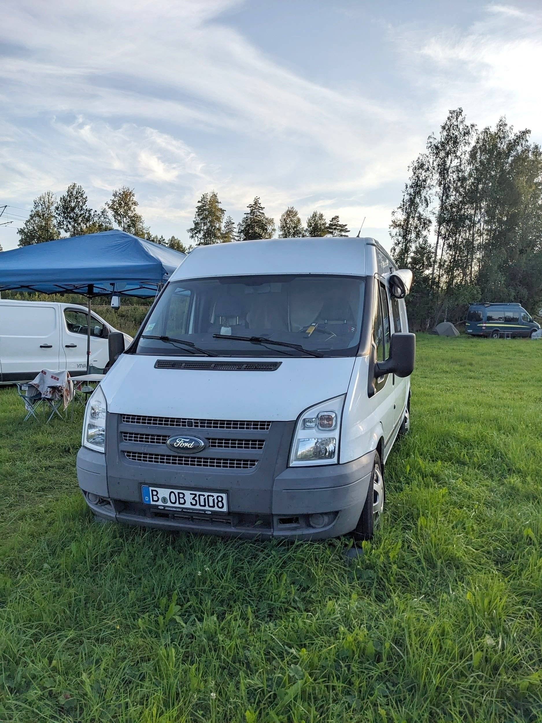 Front view from 3/4 Ford Transit - Yescapa