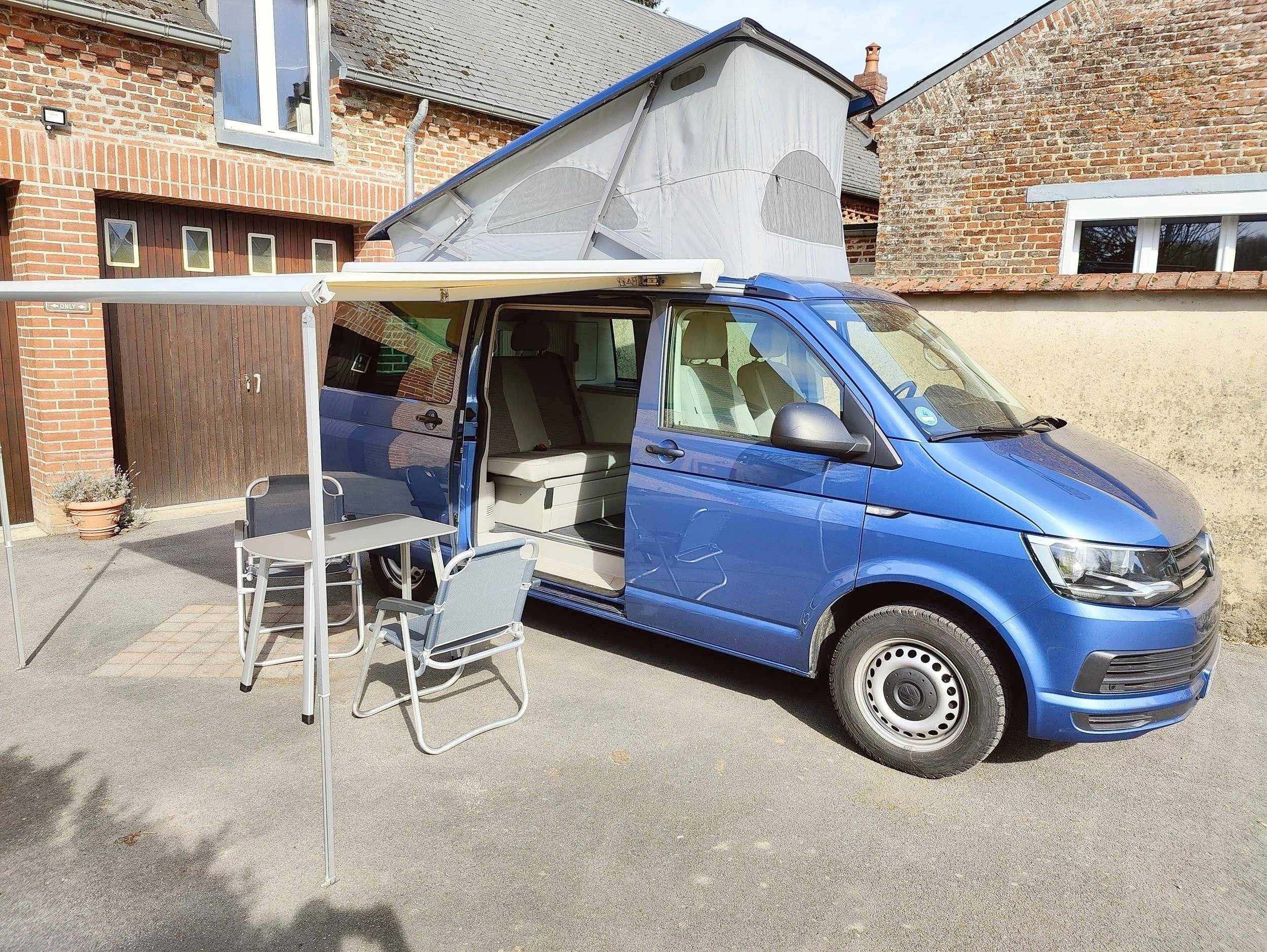 Voorkant 3/4 Volkswagen T6 California Coast - Yescapa
