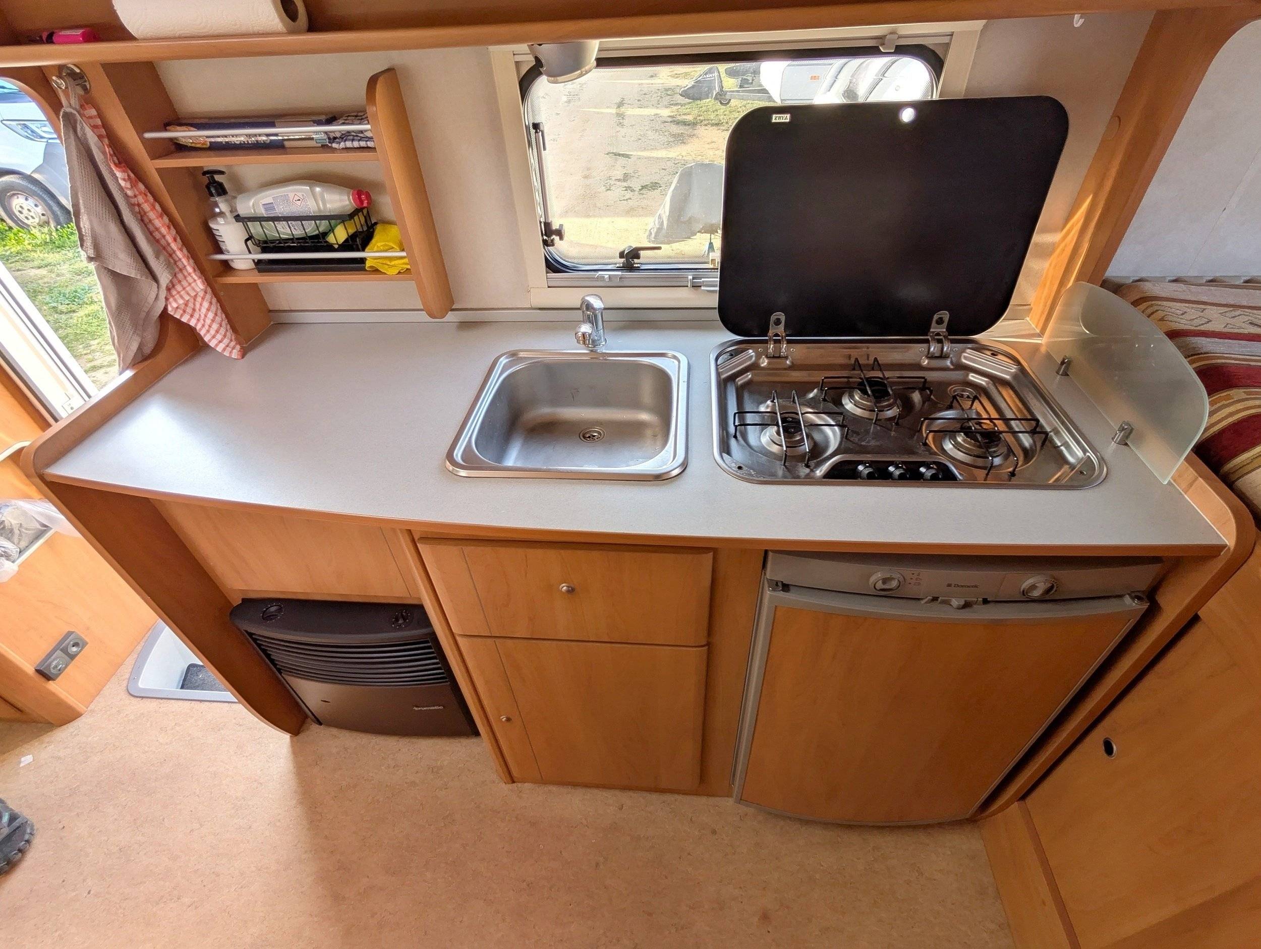 Kochnische Iveco Daily 2,3 l 130 ch - Yescapa