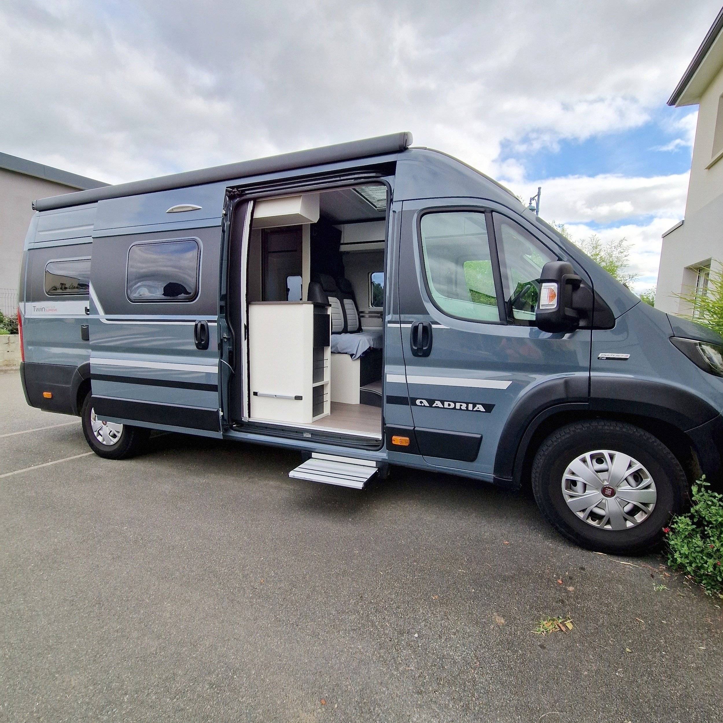 Adria TWIN SUPREME 640 SLB