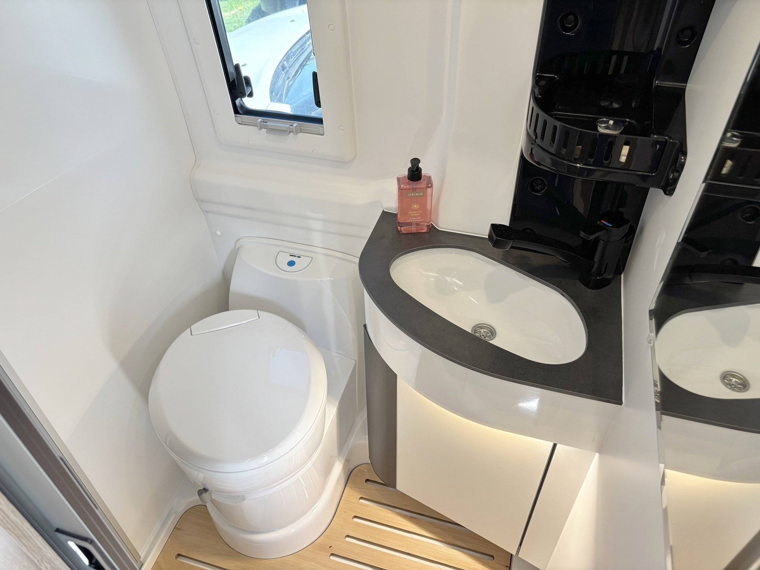 Clever Runner 636 Black Edition