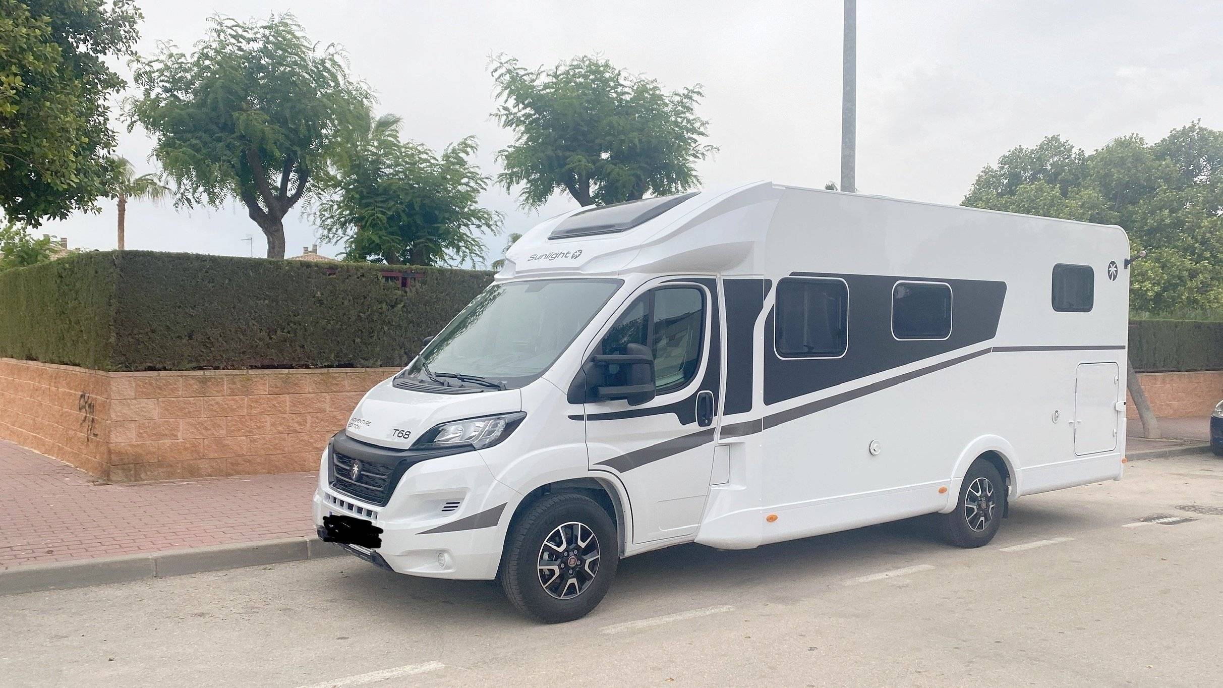 Sunlight T-68 Adventure Edition