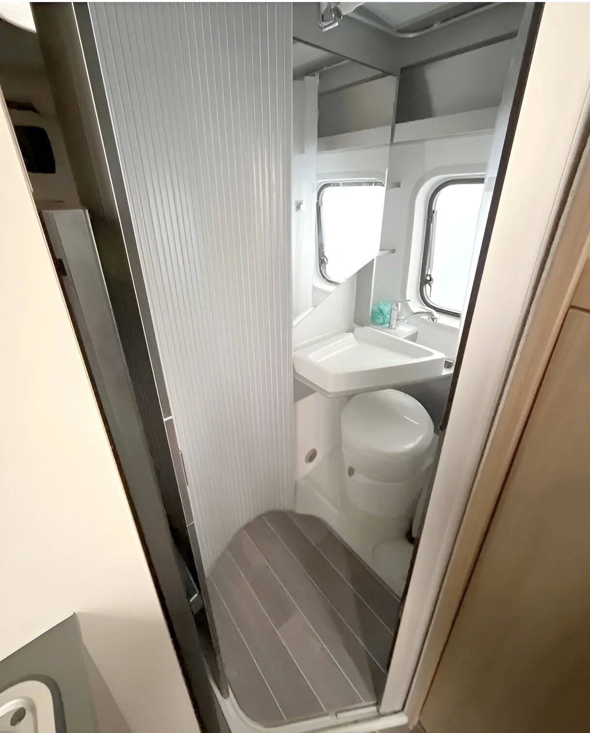 Adria adria twin axess 600 sp family