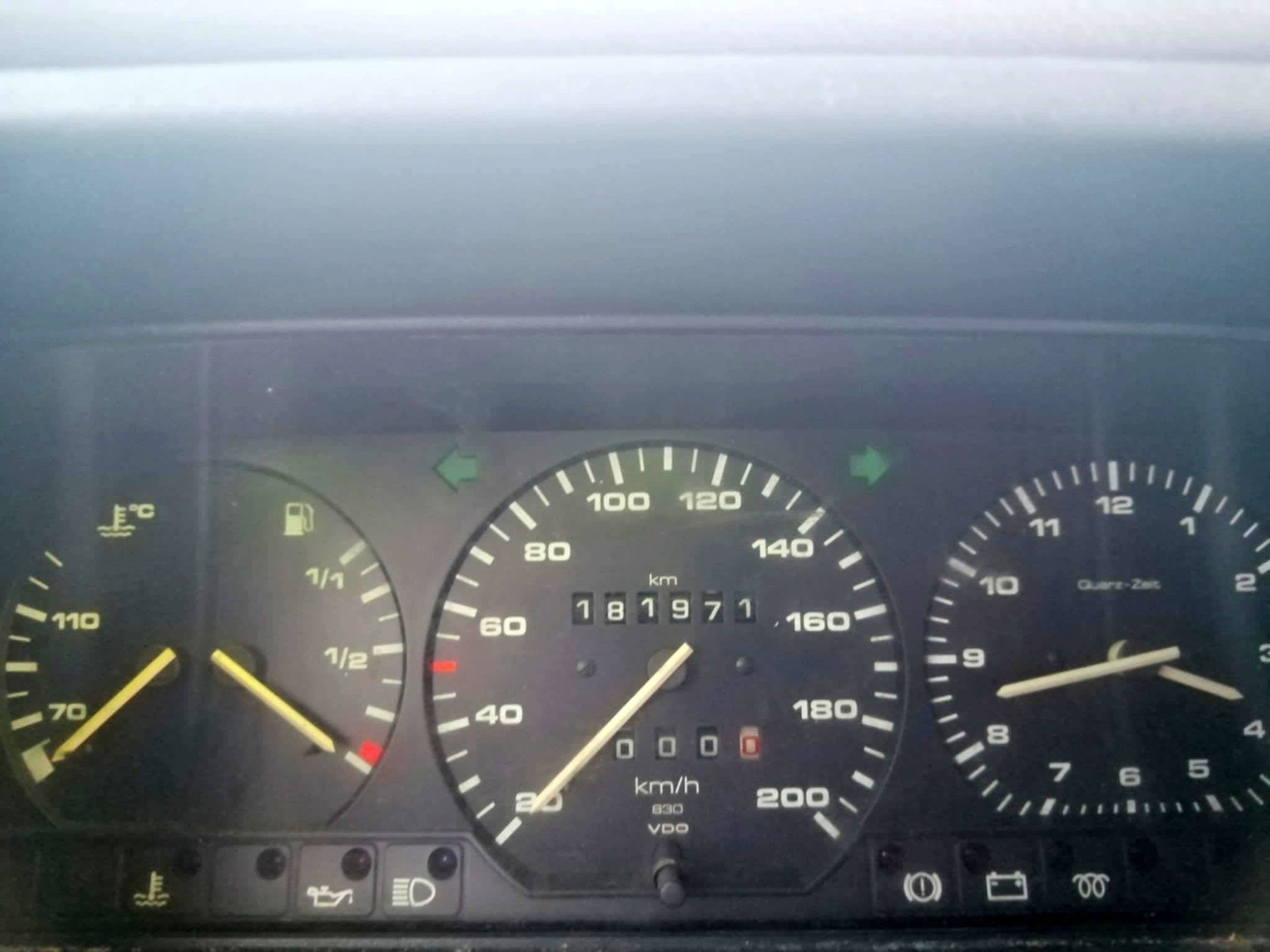 Volkswagen Transporter T4 2.4D