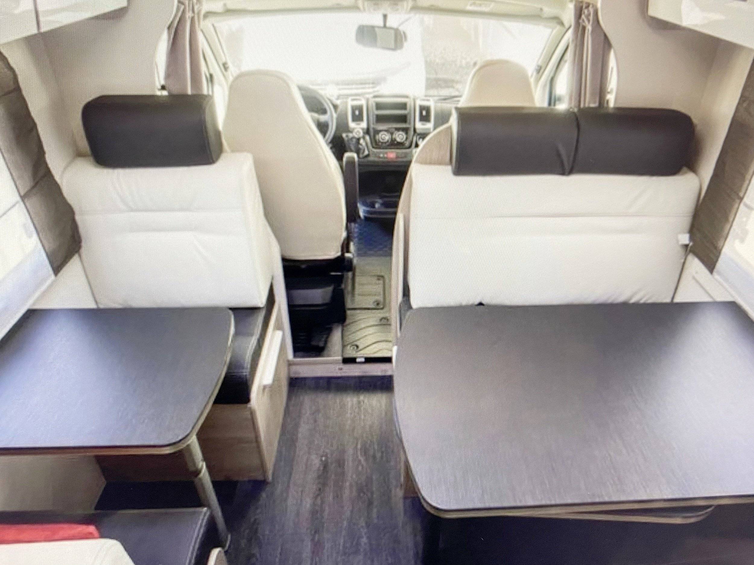 Challenger GENESIS 256