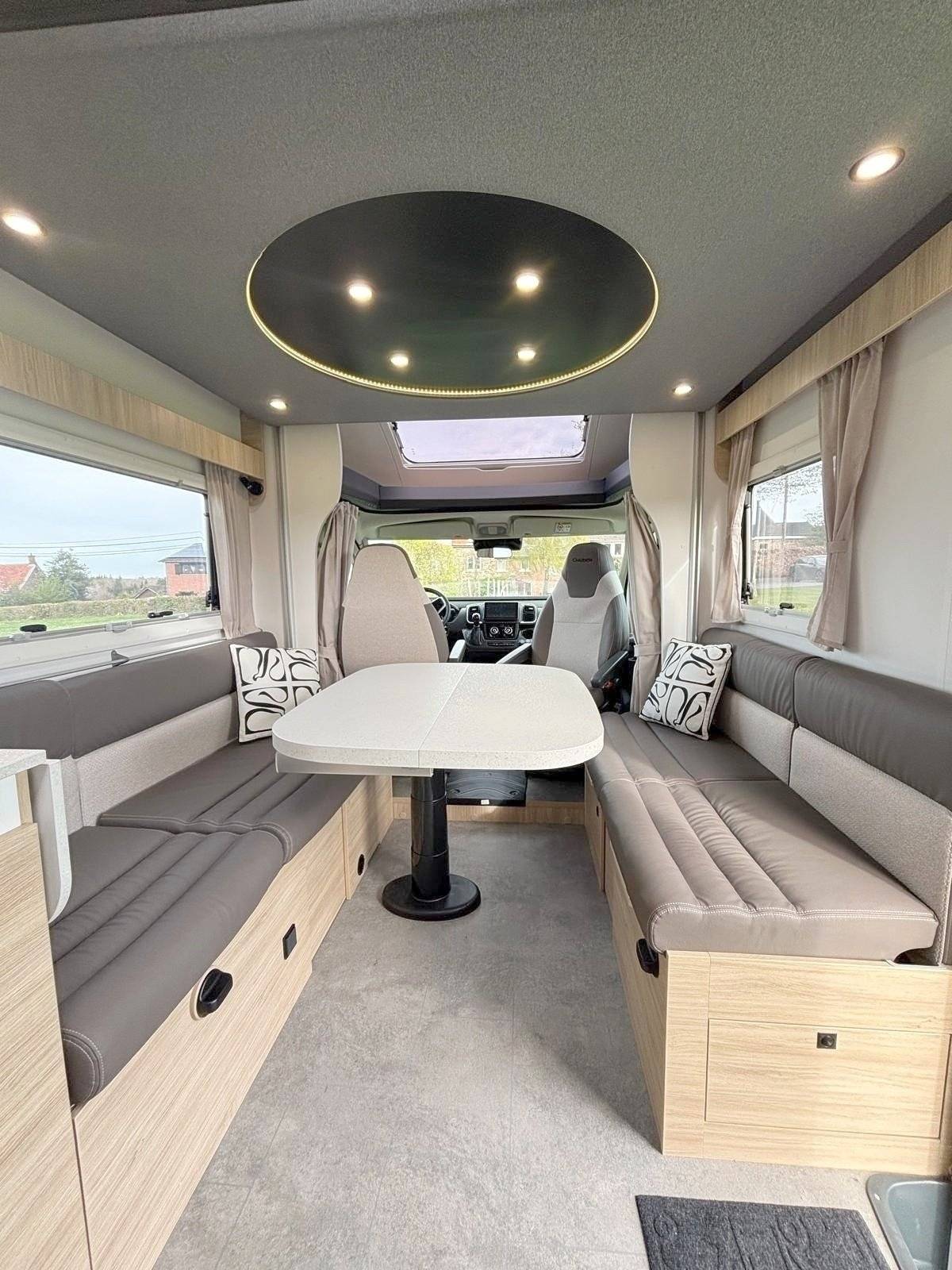 Comedor Fiat Ducato 2.2 l 140 ch - Yescapa