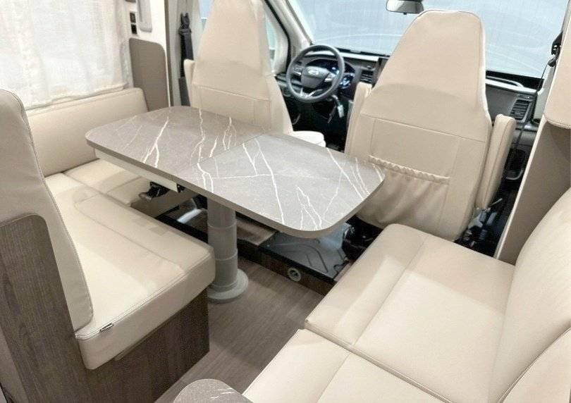 Comedor Ford TRANSIT350 L TDCI - Yescapa
