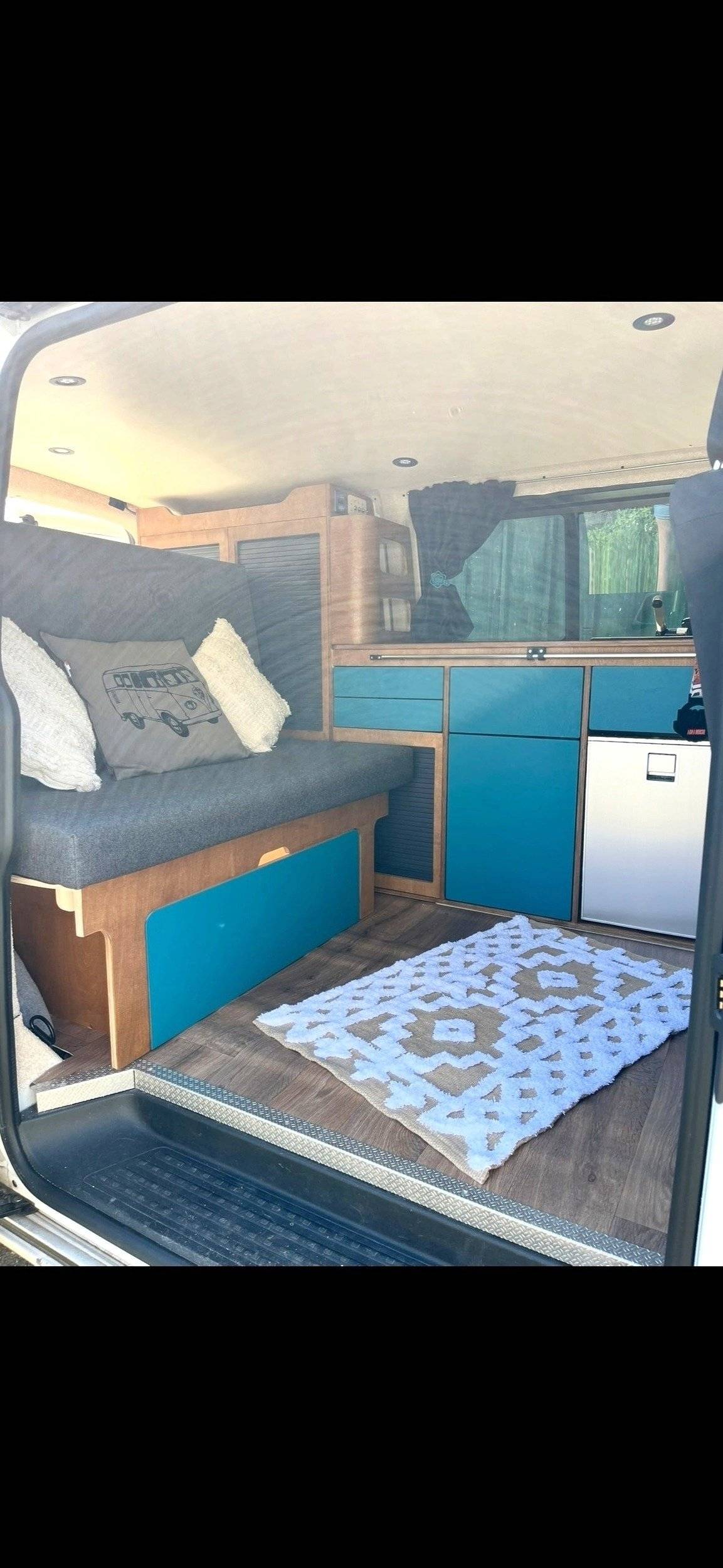 Volkswagen Transporteur T6 L1H1 2 l 150 ch