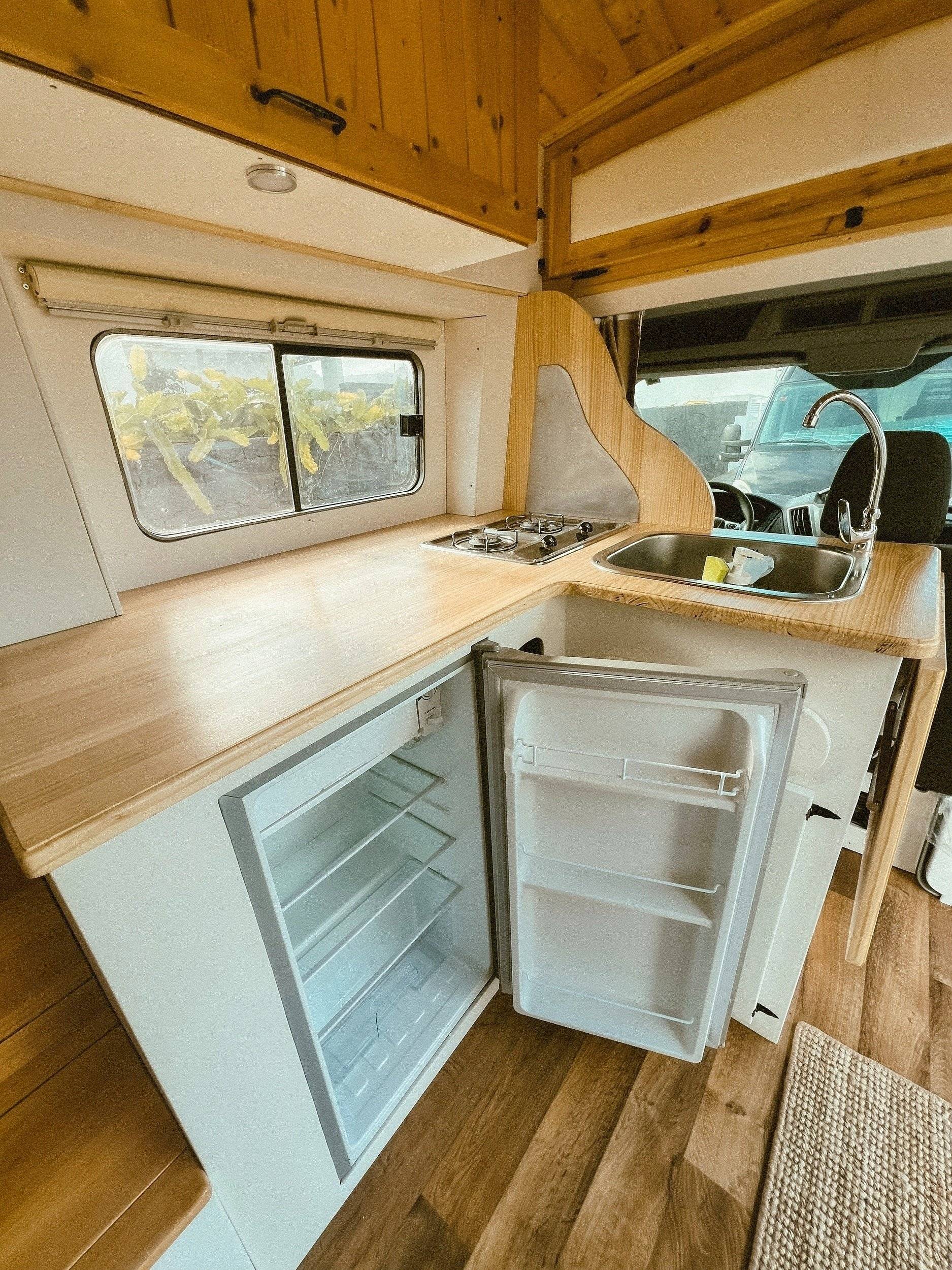 Ford Transit 2,4 l TDCi 140 ch.