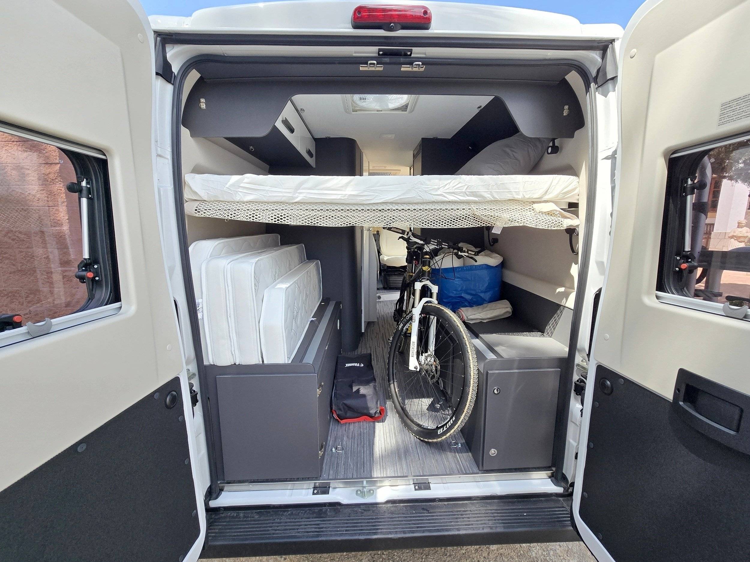 Mclouis Mclouis menfys 3 sline