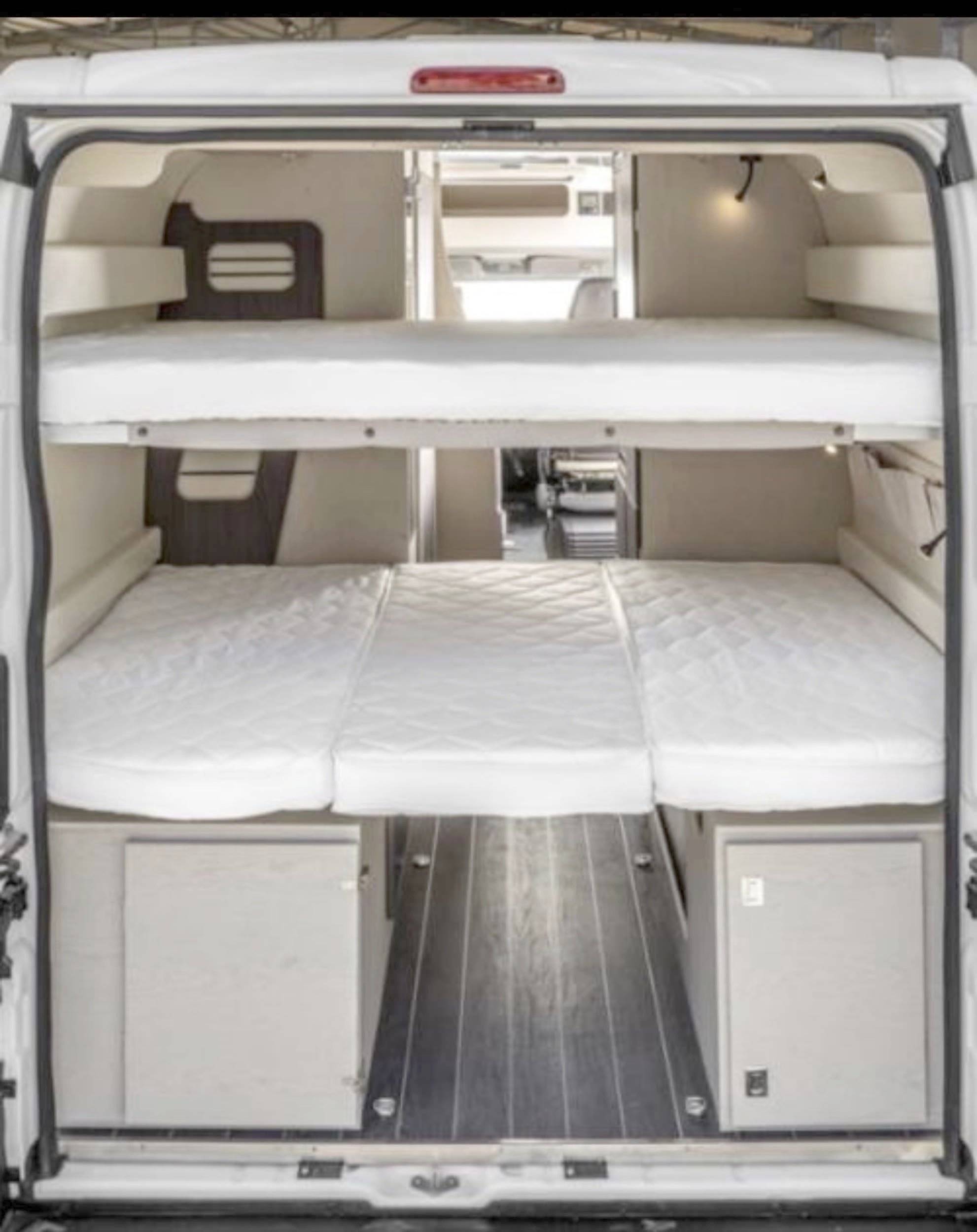 Couchages Fiat Ducato 2,3 130 ch - Yescapa