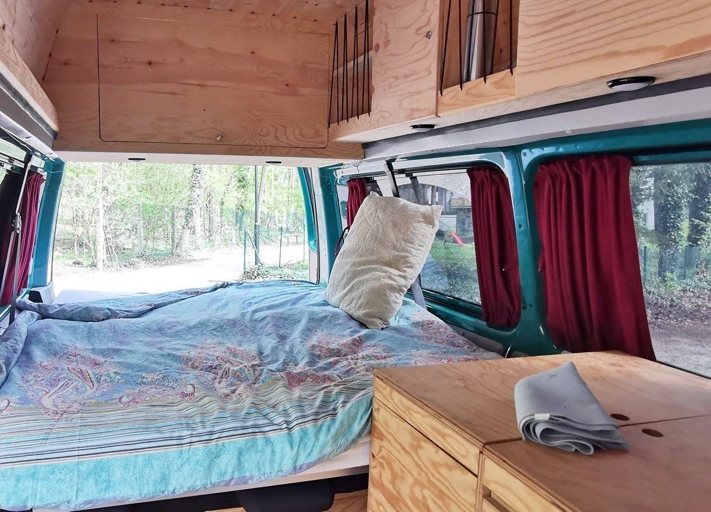 Couchages Volkswagen Transporter T6 - Yescapa