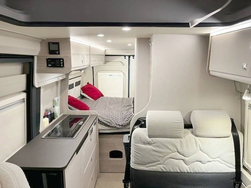 Bürstner Campeo Black Forest