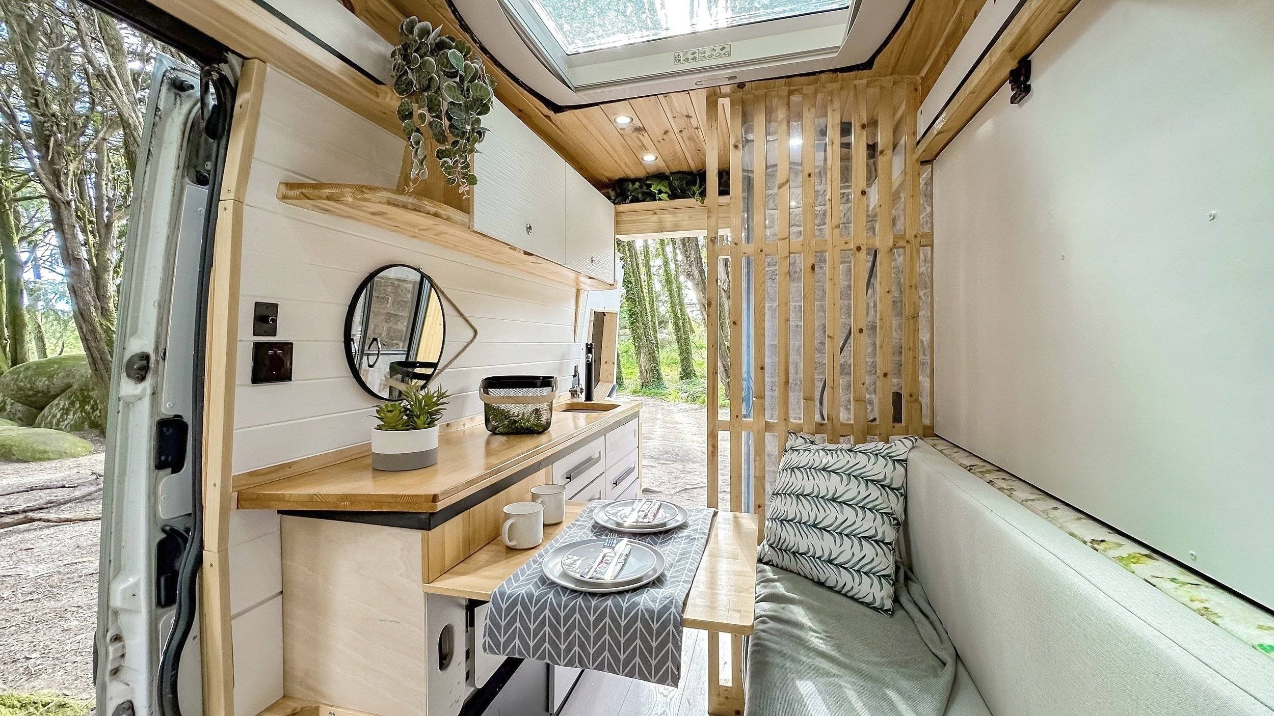 van.out Renault Master