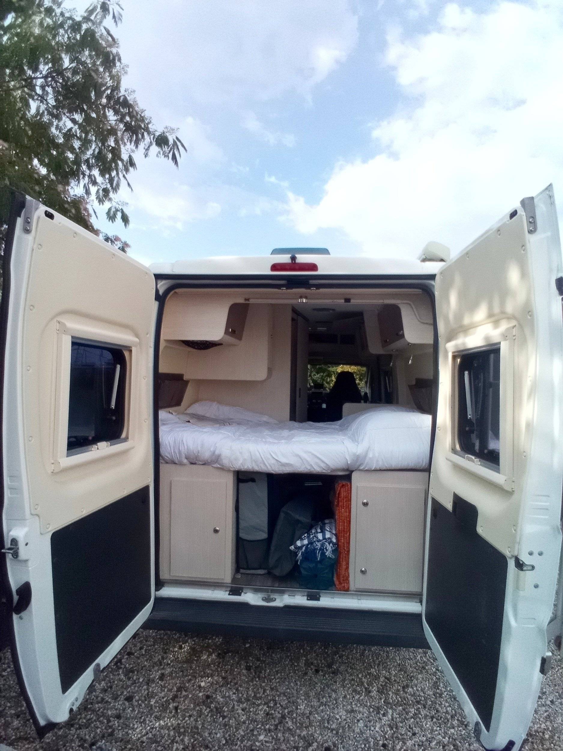 Slaapplaatsen Fiat Fiat Ducato Multijet 2.3 130CV - Yescapa