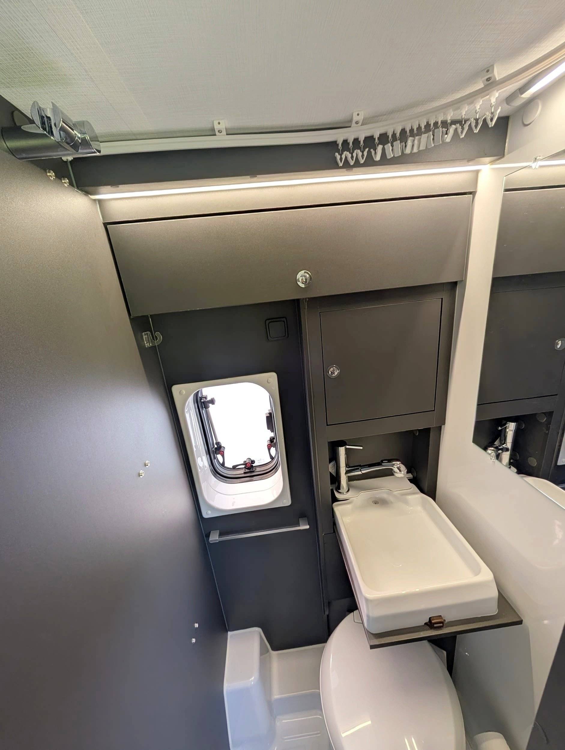 Alpes Camping-Car Ducato 2,3 l Multijet 130 ch.