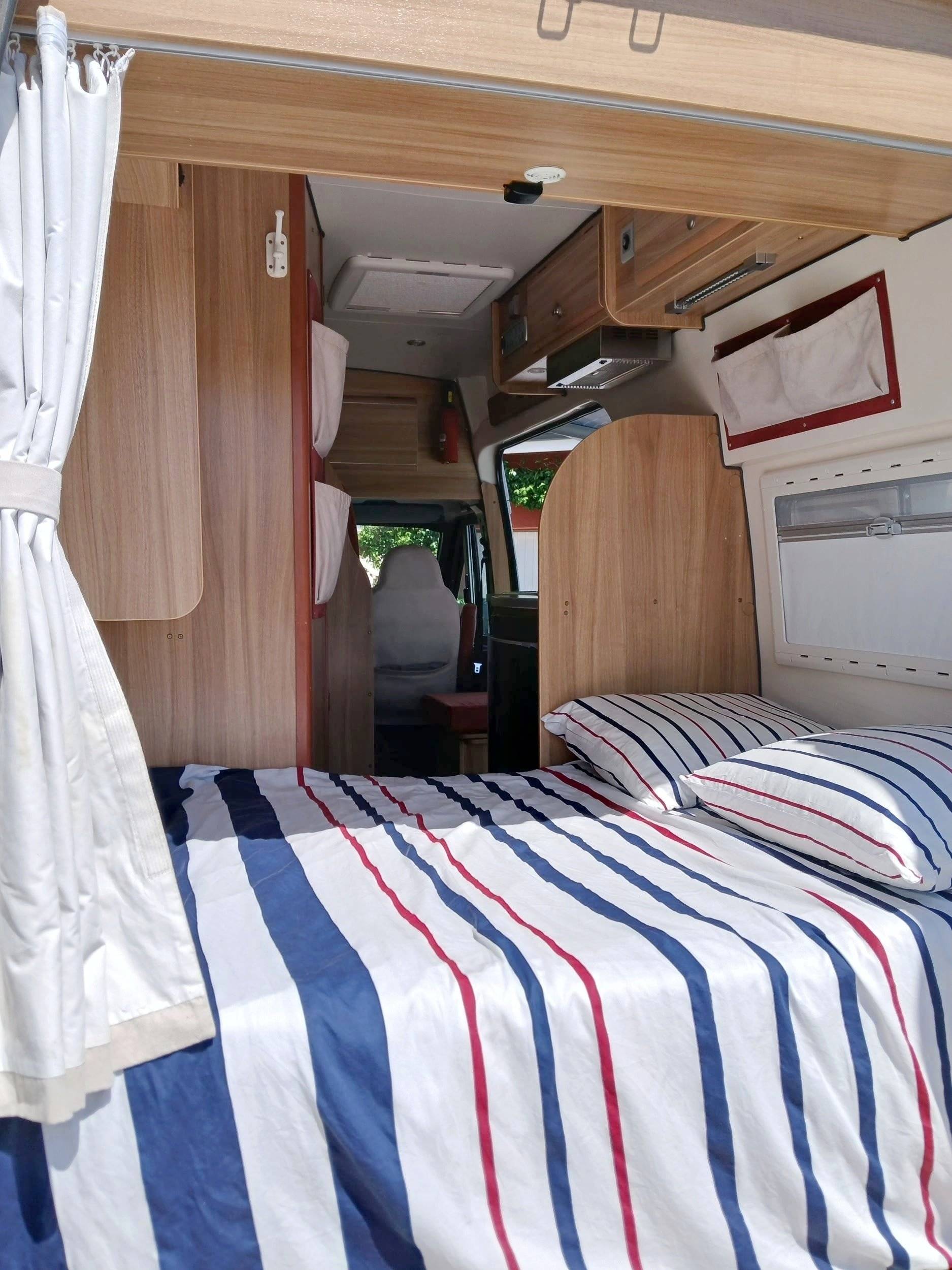Dormidas Ford FORD TRANSIT - Yescapa