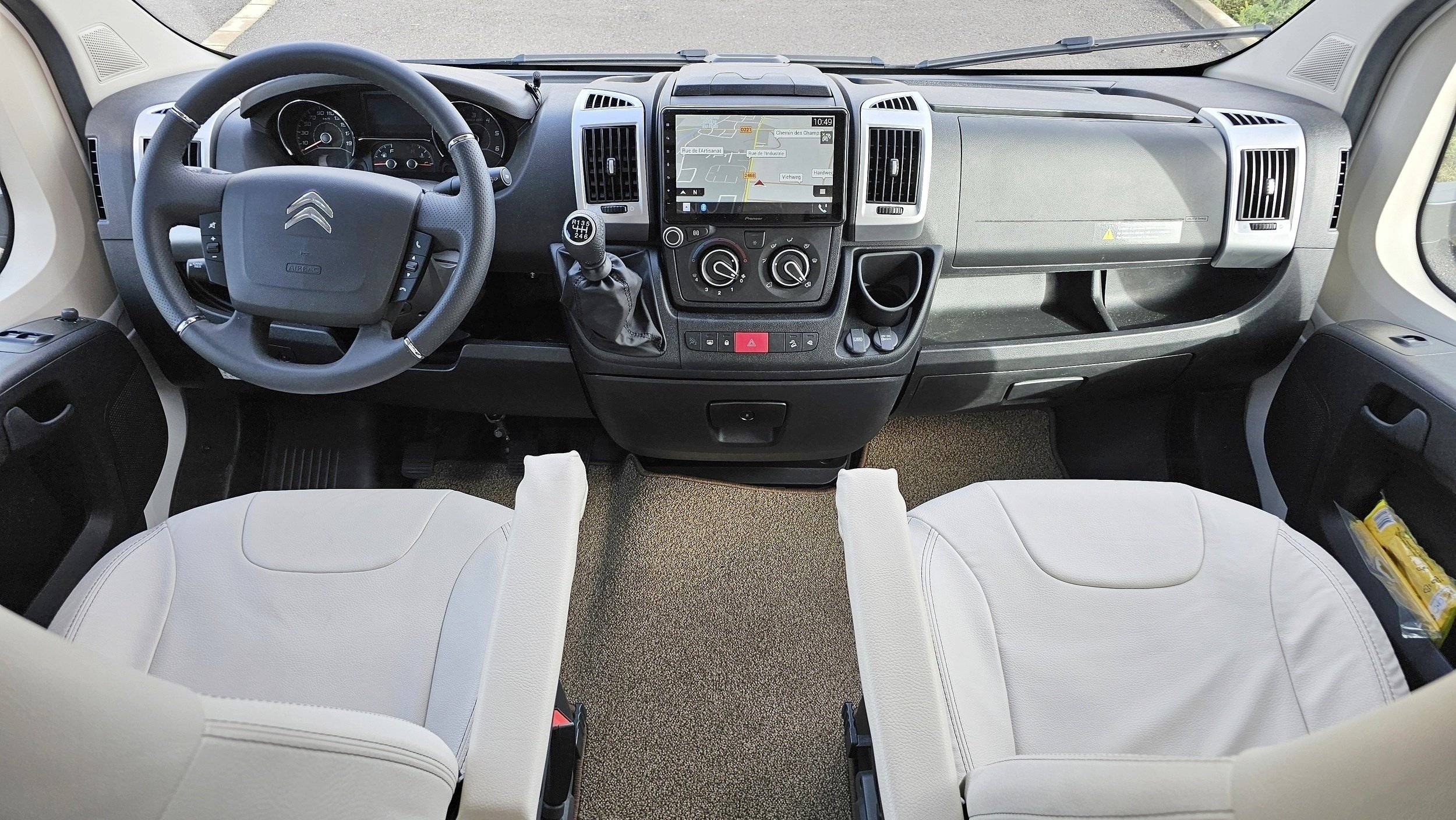 Bavaria BAVARIA T696U