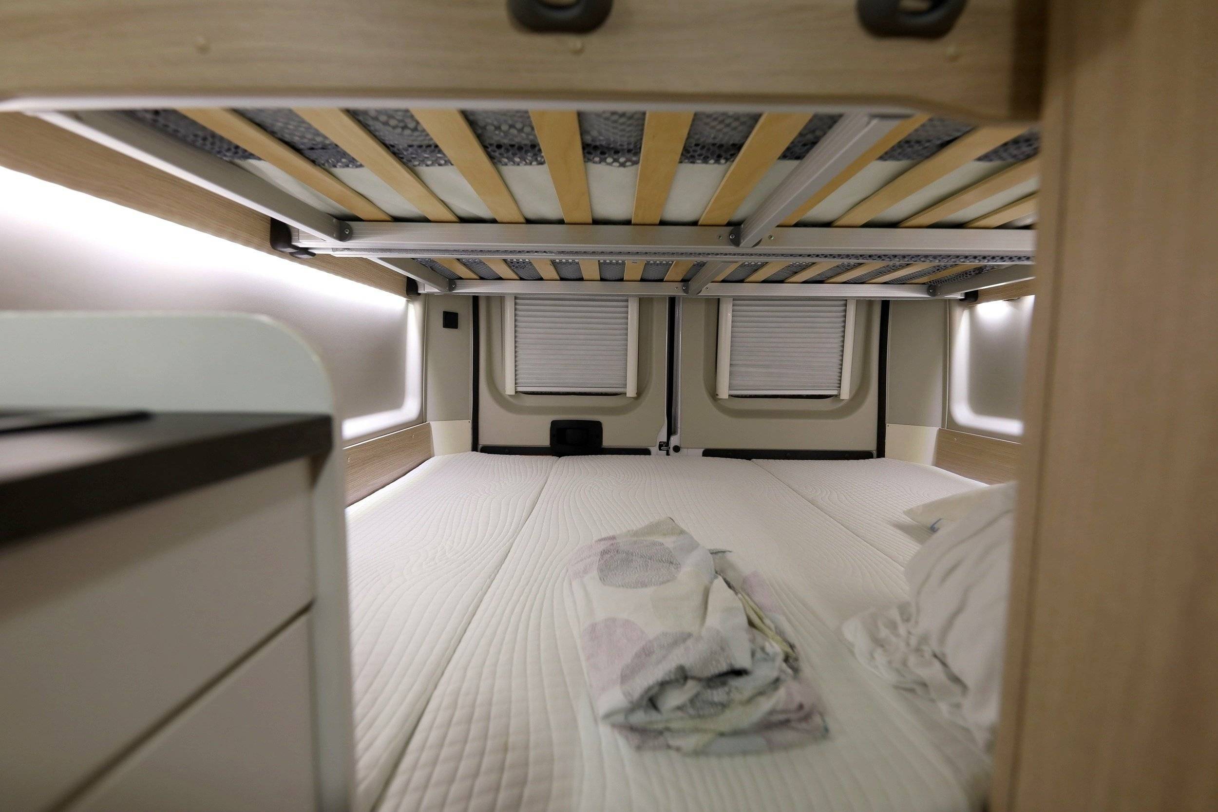 Berth Fiat Ducato 2,3l 130 PS - Yescapa