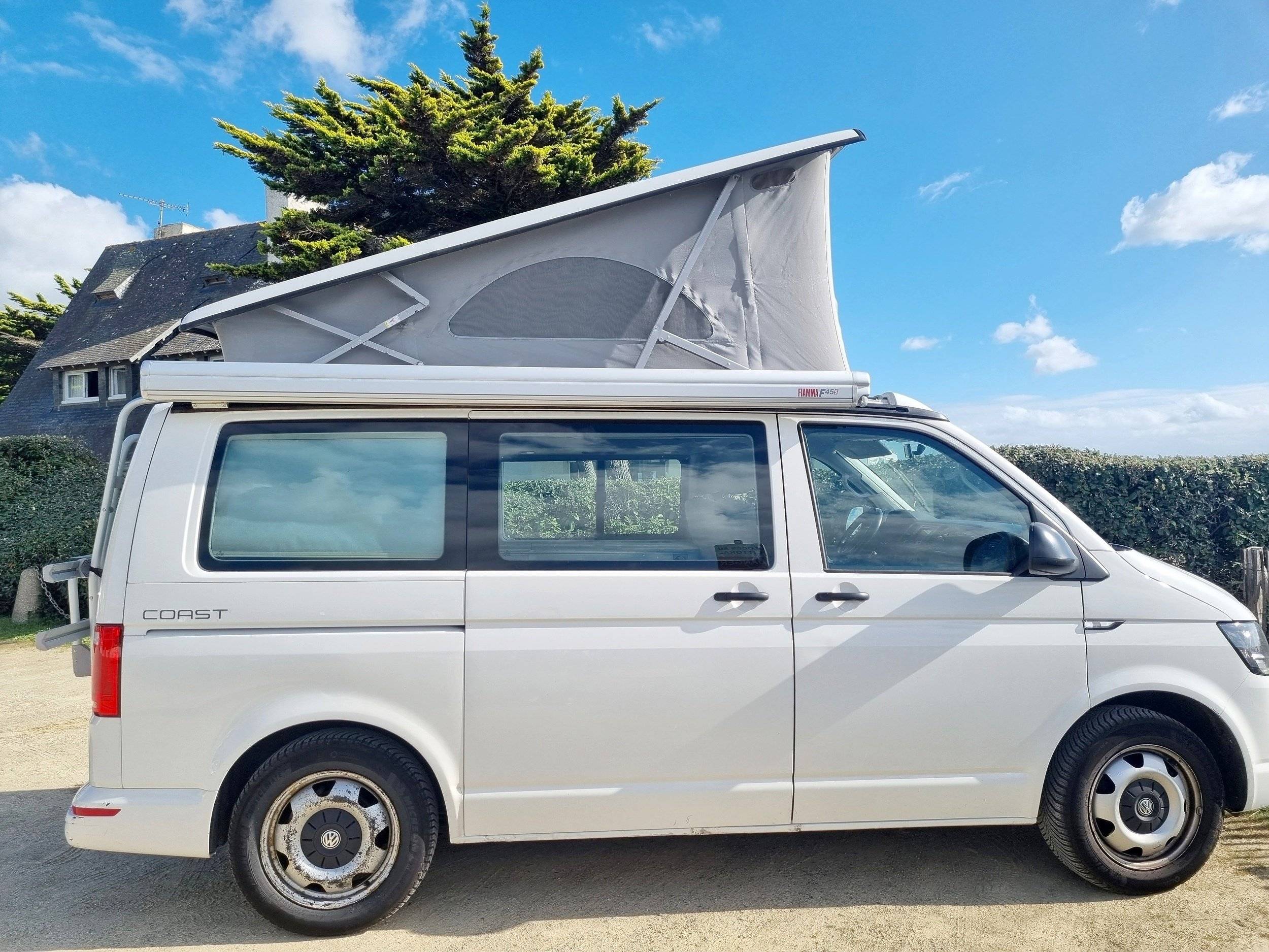 Volkswagen California Coast