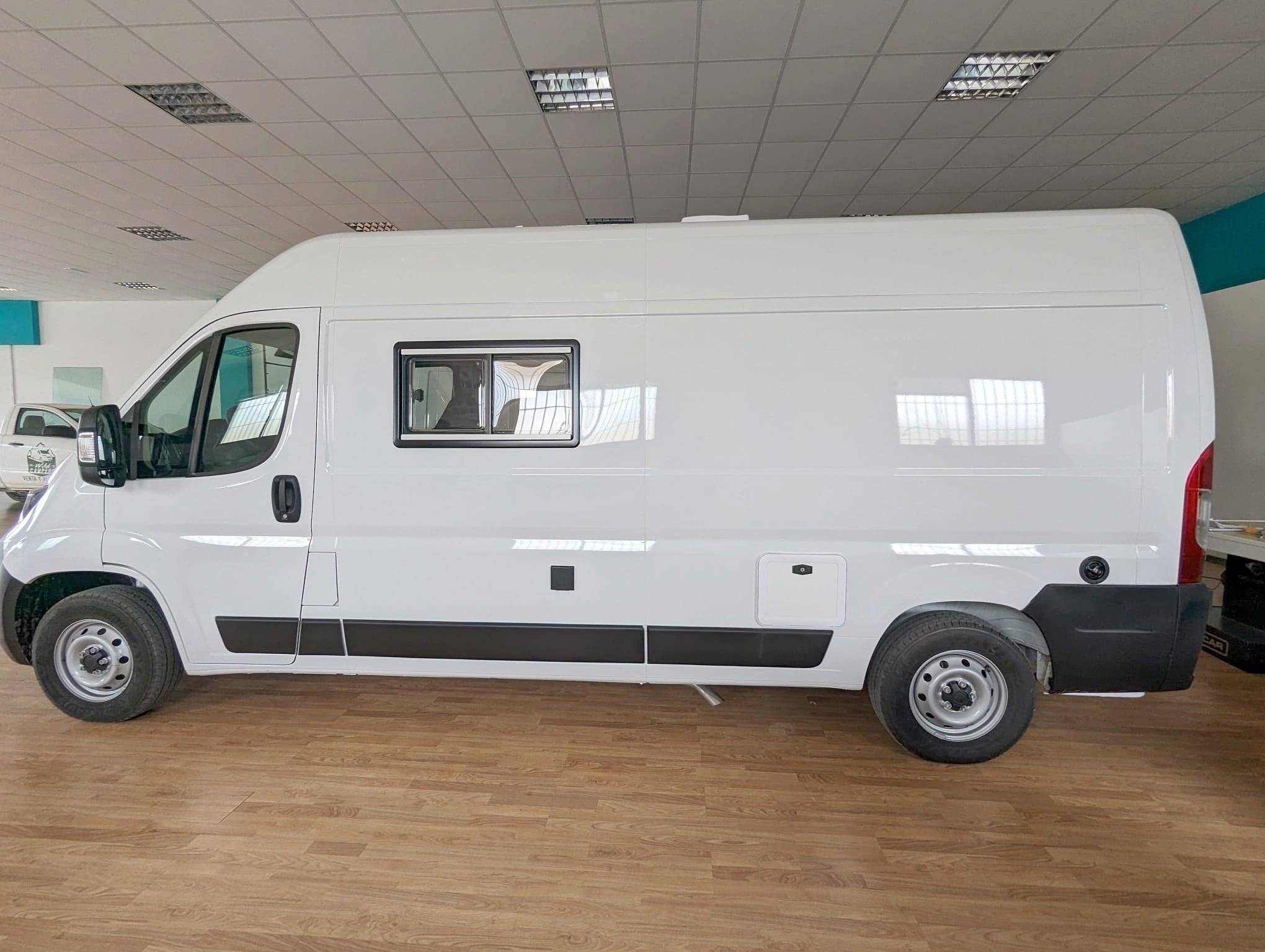 Custo Van Wildcampers