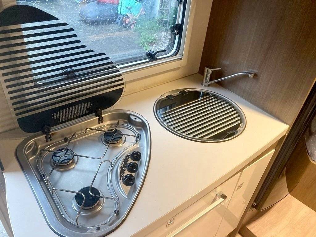 Challenger FORD TRANSIT