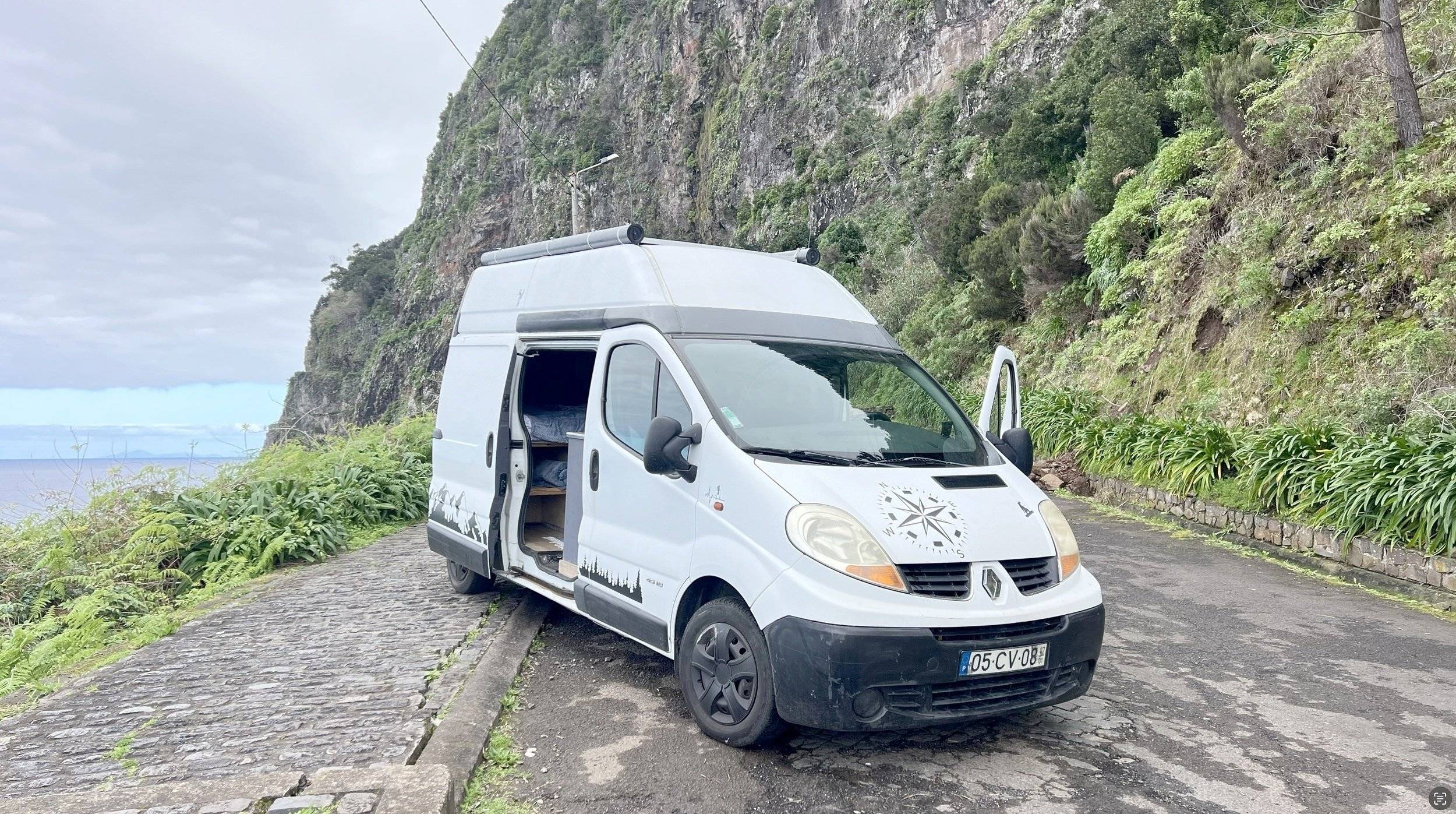Location Van Funchal 89222 Renault Renault trafic Yescapa