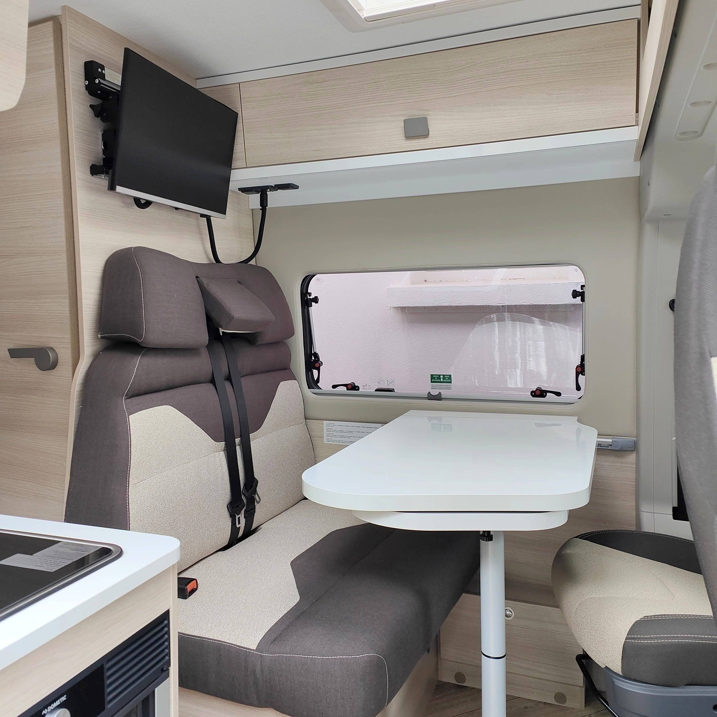 Chausson Chausson V594 First Line