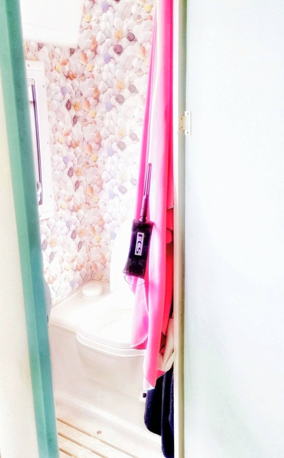 Área de jantar Toyota HILUX - Yescapa