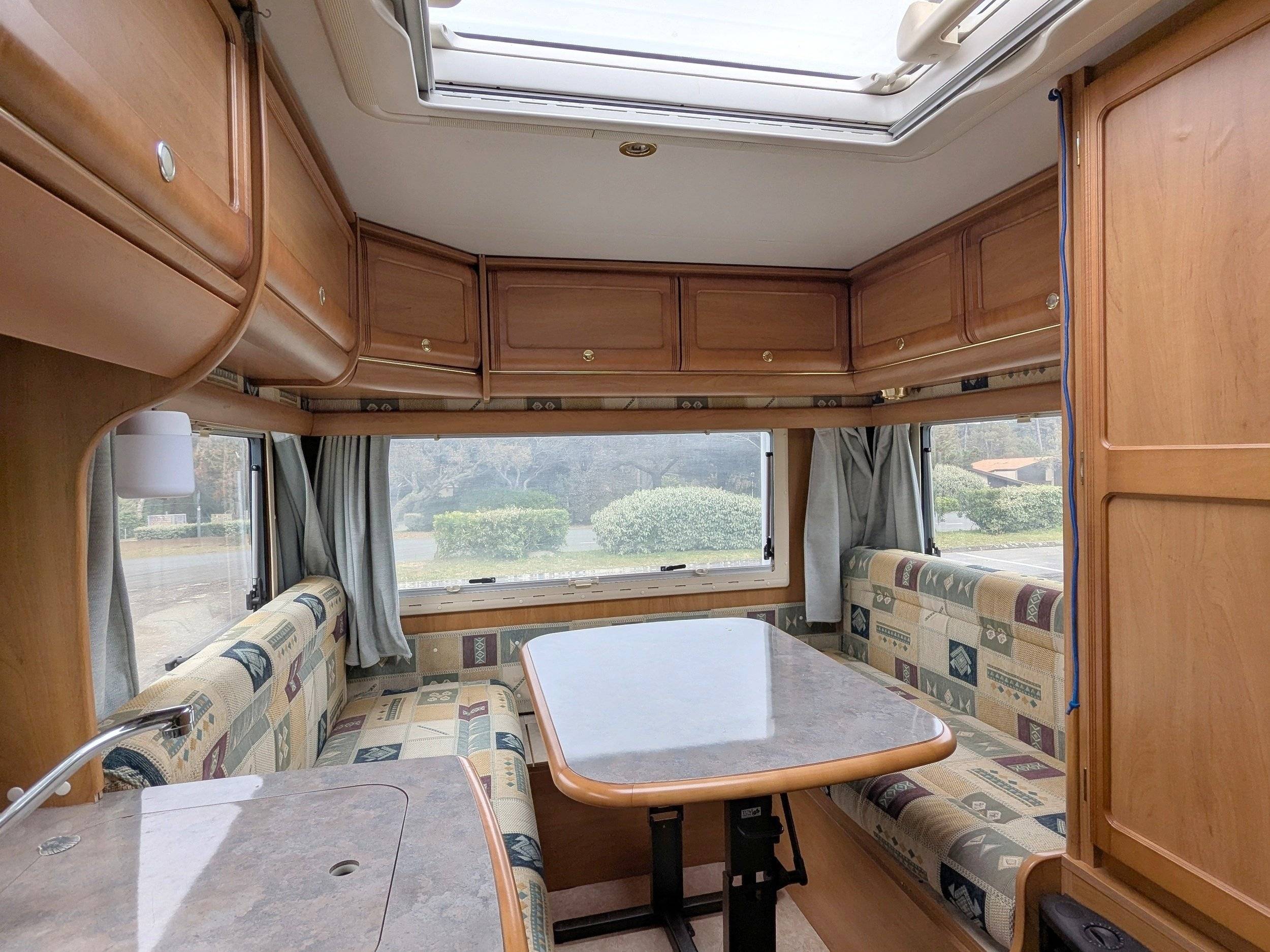 Comedor Citroën Jumper 2,0 l 130 ch - Yescapa