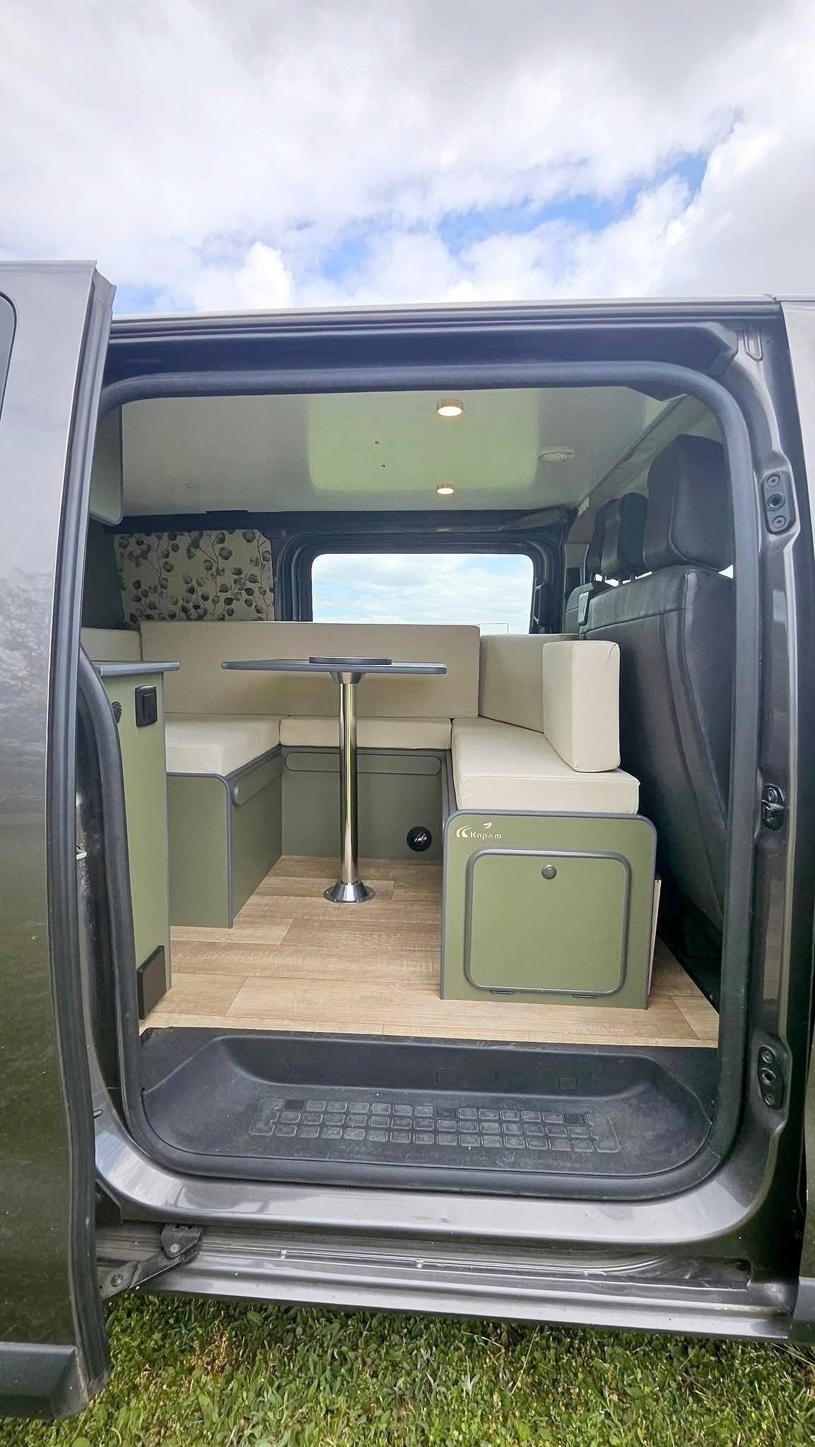 Essecke Peugeot Expert 1,6 l 115 ch - Yescapa