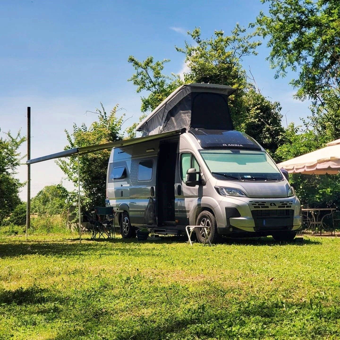 Front view from 3/4 Fiat Fiat ducato - Yescapa